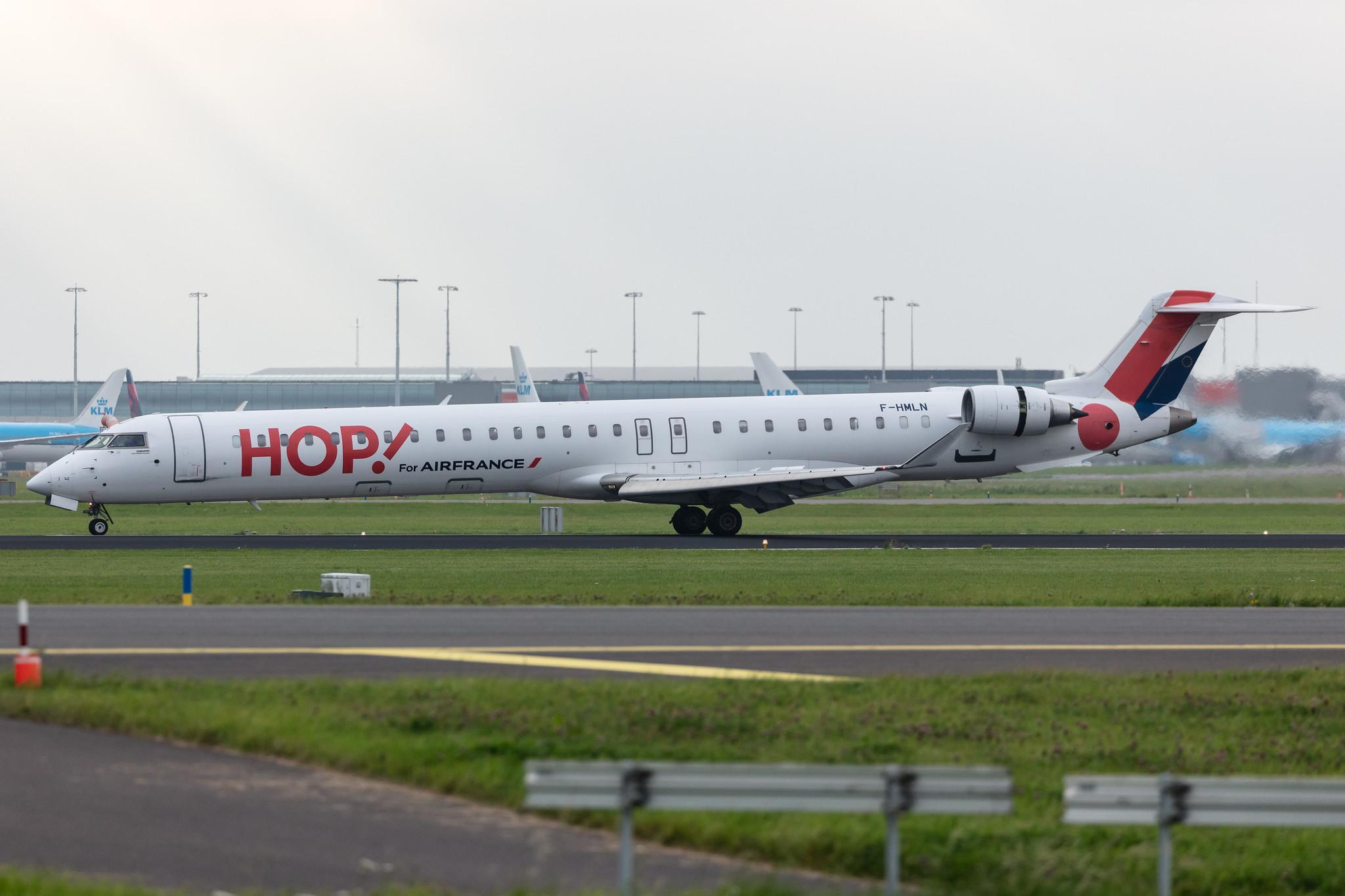 Amsterdam Schiphol: Air France (AF / AFR) | Operator: Air France Hop |  Mitsubishi CRJ-1000EL CRJX | F-HMLN | MSN 19024