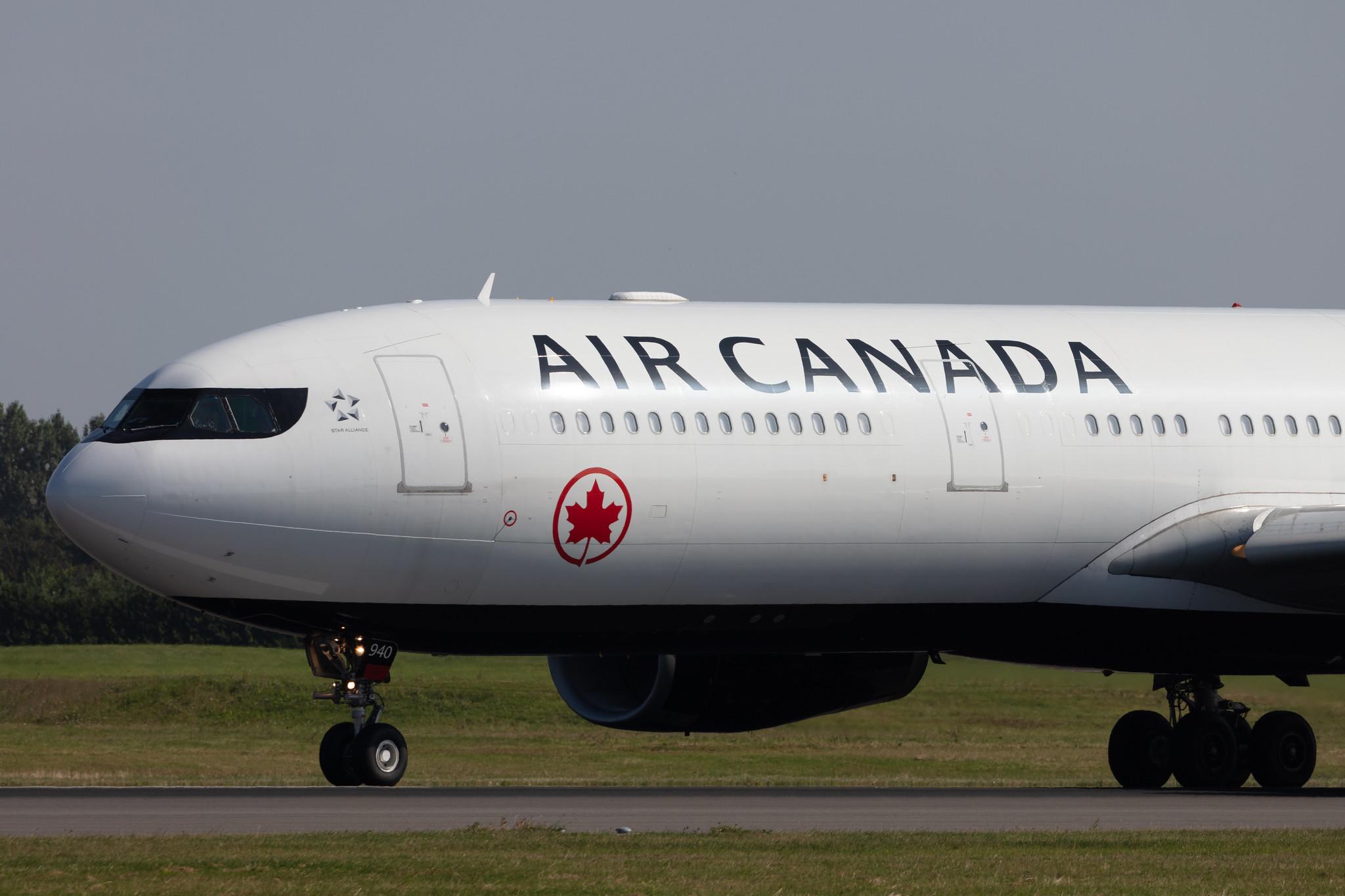 Amsterdam Schiphol: Air Canada (AC / ACA) |  Airbus A330-343 A333 | C-GEGC | MSN 1006