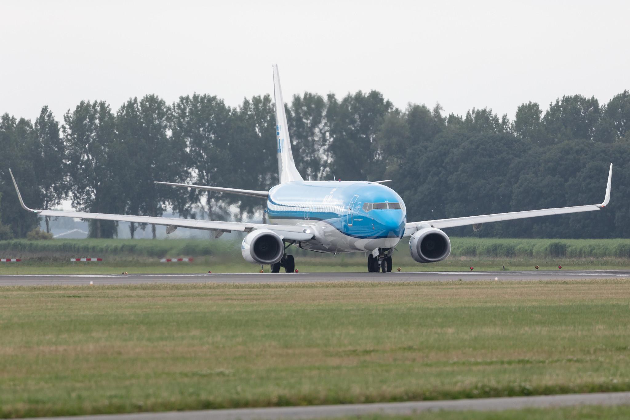 Amsterdam Schiphol: KLM (KL / KLM) |  Boeing 737-8K2 B738 | PH-BCA | MSN 37820