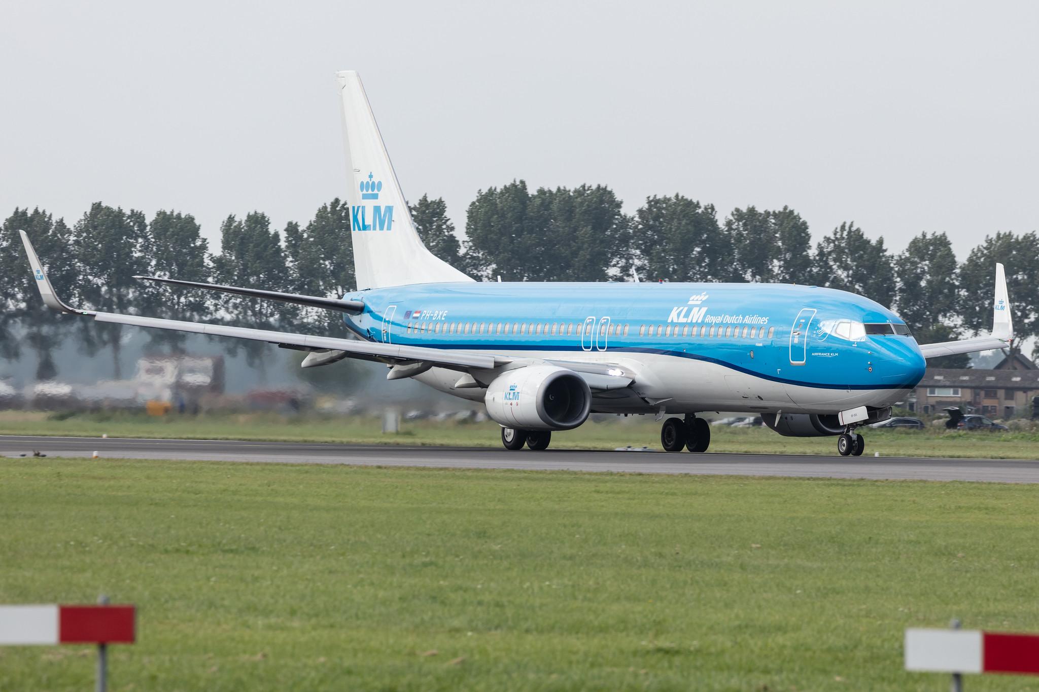 Amsterdam Schiphol: KLM (KL / KLM) |  Boeing 737-8K2 B738 | PH-BXE | MSN 29595