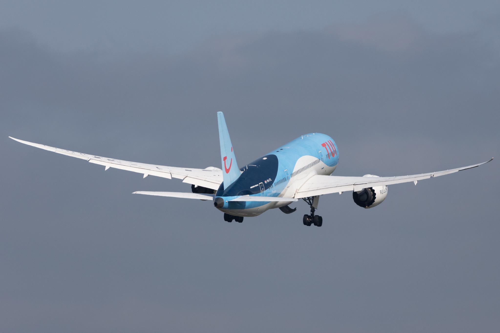 Amsterdam Schiphol: TUI (X3 / TUI) | Operator: TUI fly Netherlands |  Boeing 787-8 Dreamliner B788 | PH-TFL | MSN 37228