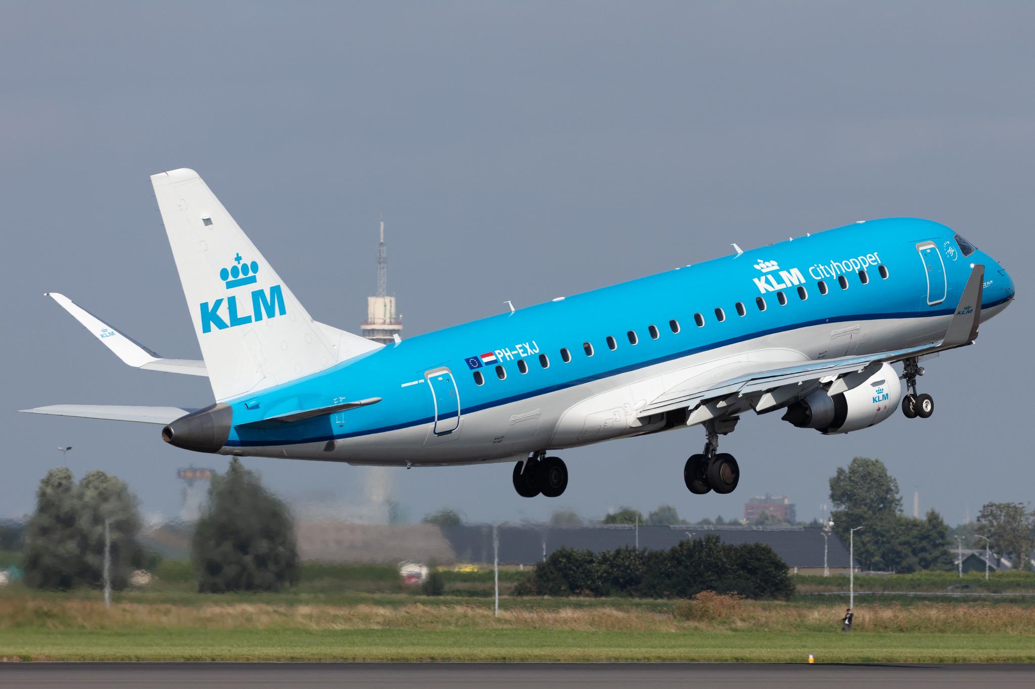 Amsterdam Schiphol: KLM (KL / KLM) | Operator: KLM Cityhopper |  Embraer E175STD E75L | PH-EXJ | MSN 17000597