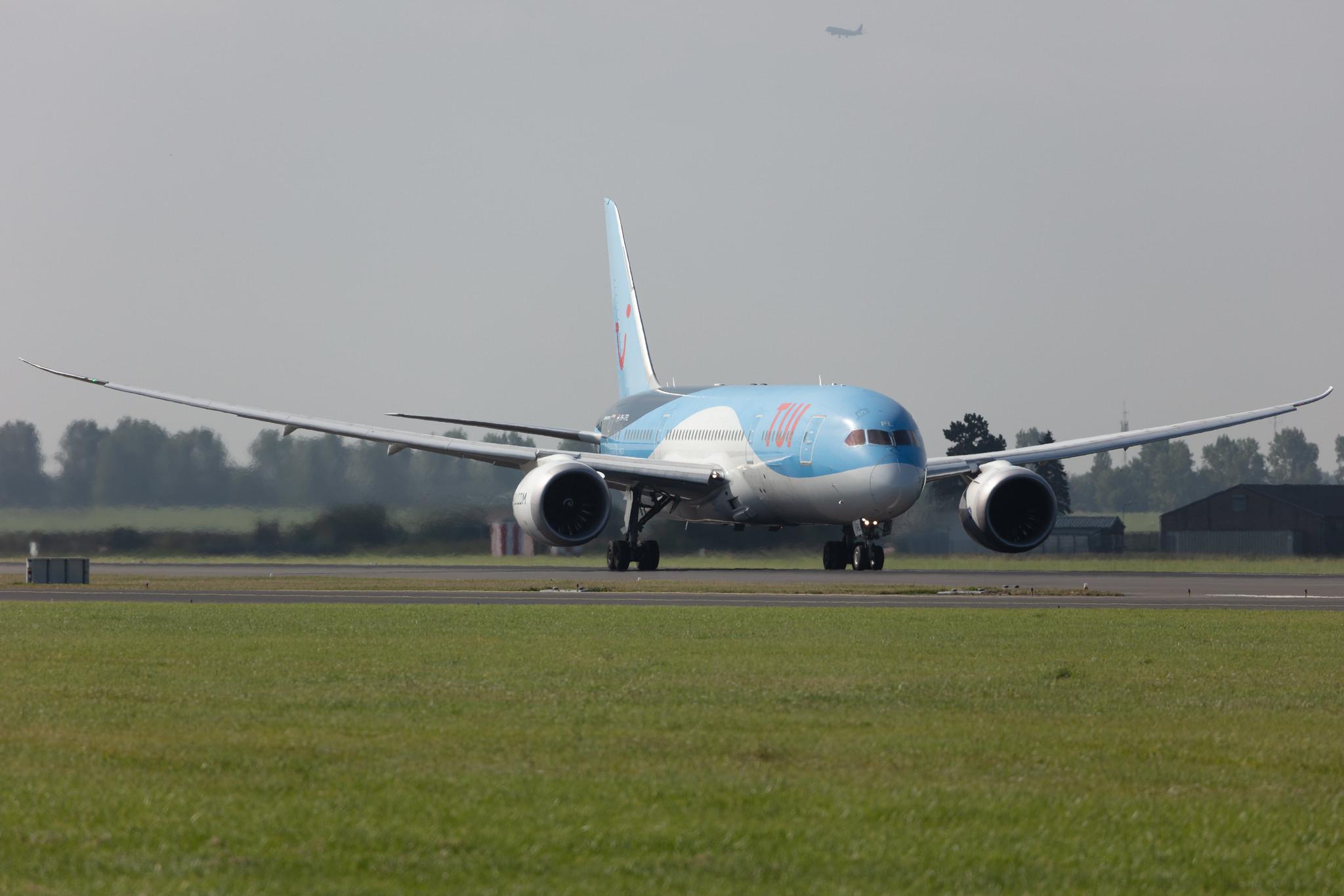 Amsterdam Schiphol: TUI (X3 / TUI) | Operator: TUI fly Netherlands |  Boeing 787-8 Dreamliner B788 | PH-TFL | MSN 37228