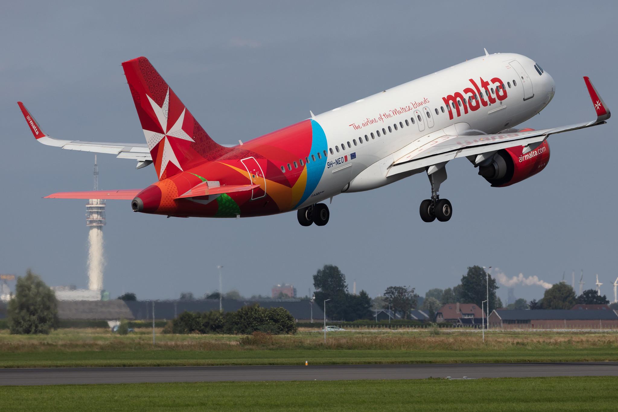 Amsterdam Schiphol: Air Malta (KM / AMC) |  Airbus A320-251N A20N | 9H-NEO | MSN 7875