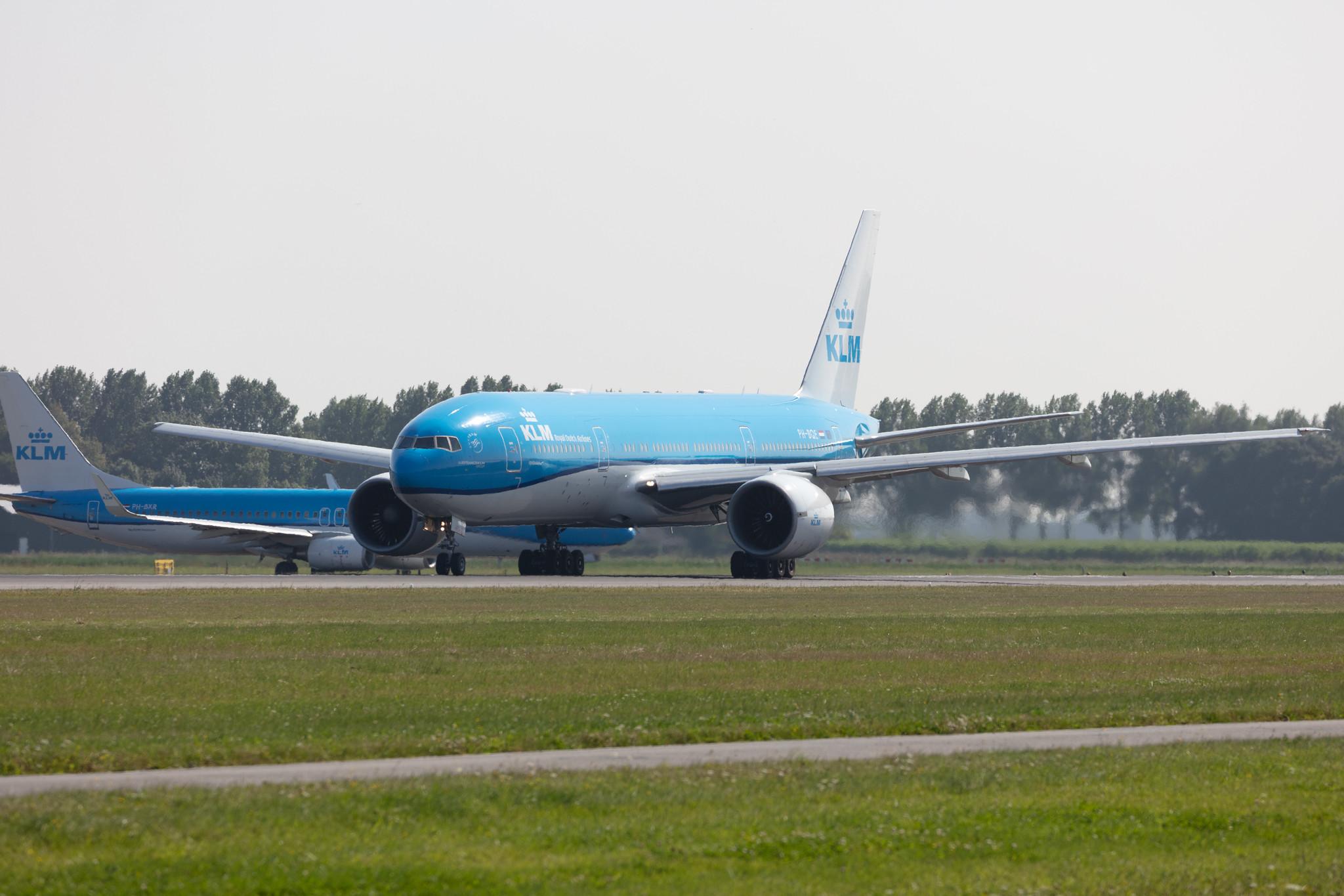 Amsterdam Schiphol: KLM (KL / KLM) |  Boeing 777-206(ER) B772 | PH-BQE | MSN 28691