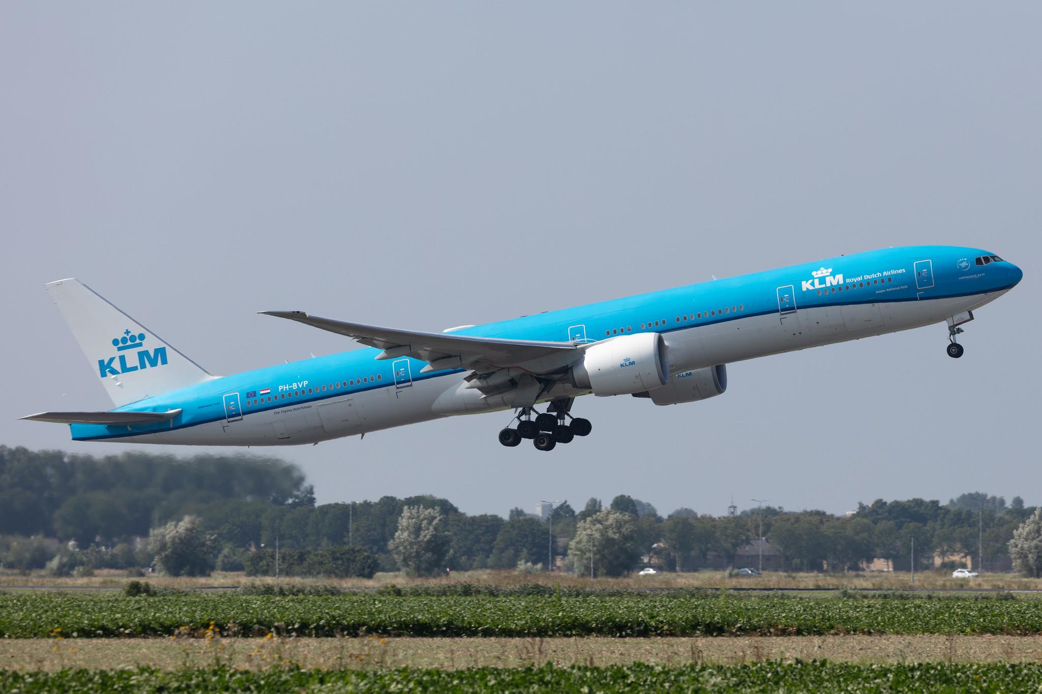 Amsterdam Schiphol: KLM (KL / KLM) |  Boeing 777-306(ER) B77W | PH-BVP | MSN 44555