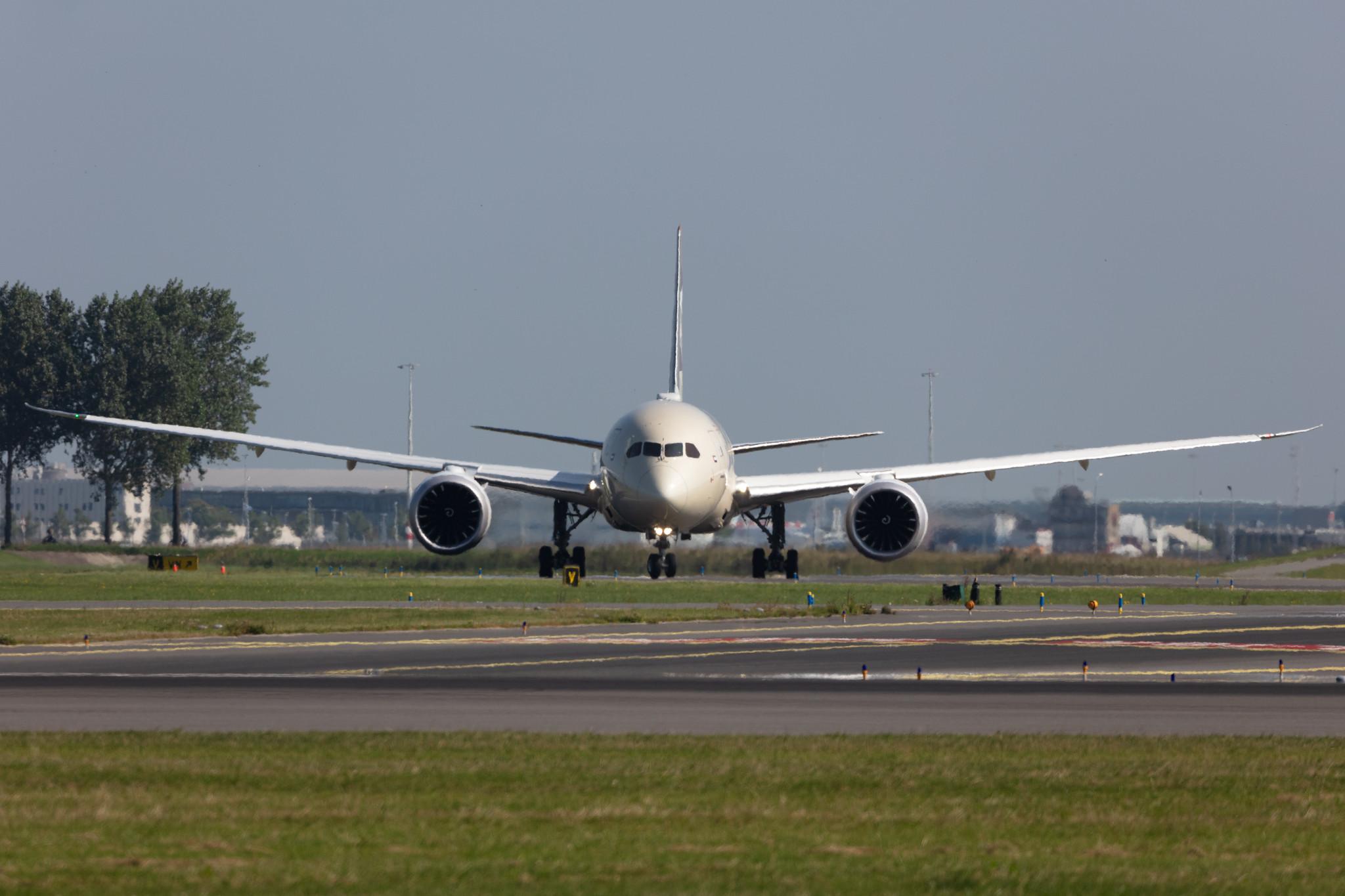 Amsterdam Schiphol: Etihad Airways (EY / ETD) |  Boeing 787-10 Dreamliner B78X | A6-BMI | MSN 60768