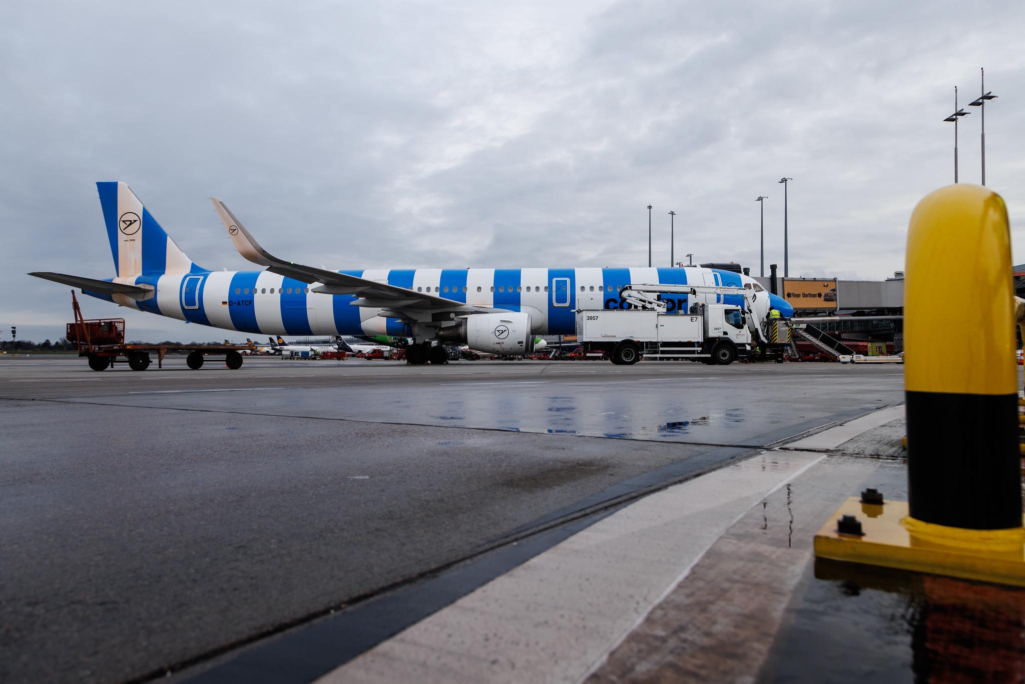 Hamburg Airport: Condor (DE / CFG) | Airbus A321-211 A321 | D-ATCF | MSN 5843