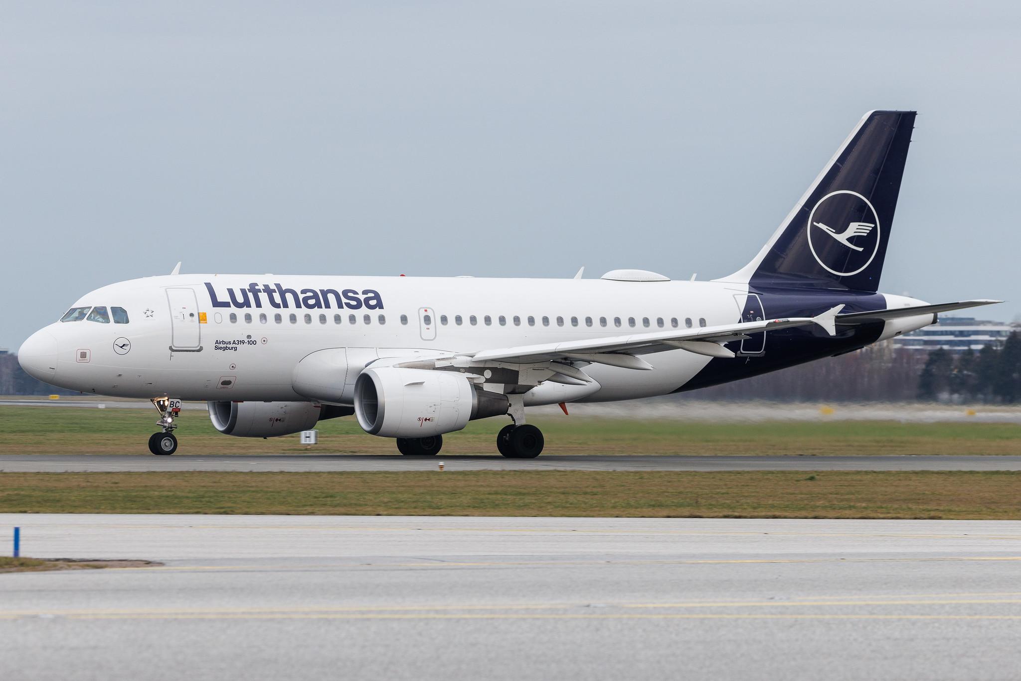 Hamburg Airport: Lufthansa (LH / DLH) | Airbus A319-112 A319 | D-AIBC | MSN 4332