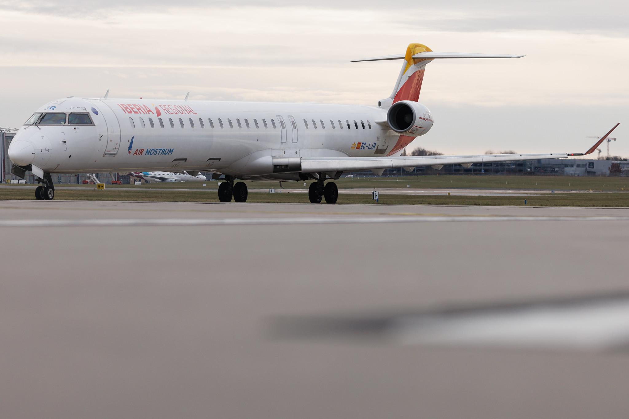 Hamburg Airport: Iberia Regional (IB / IBE) | Operator: Air Nostrum | Mitsubishi CRJ-1000 CRJX | EC-LJR | MSN 19002