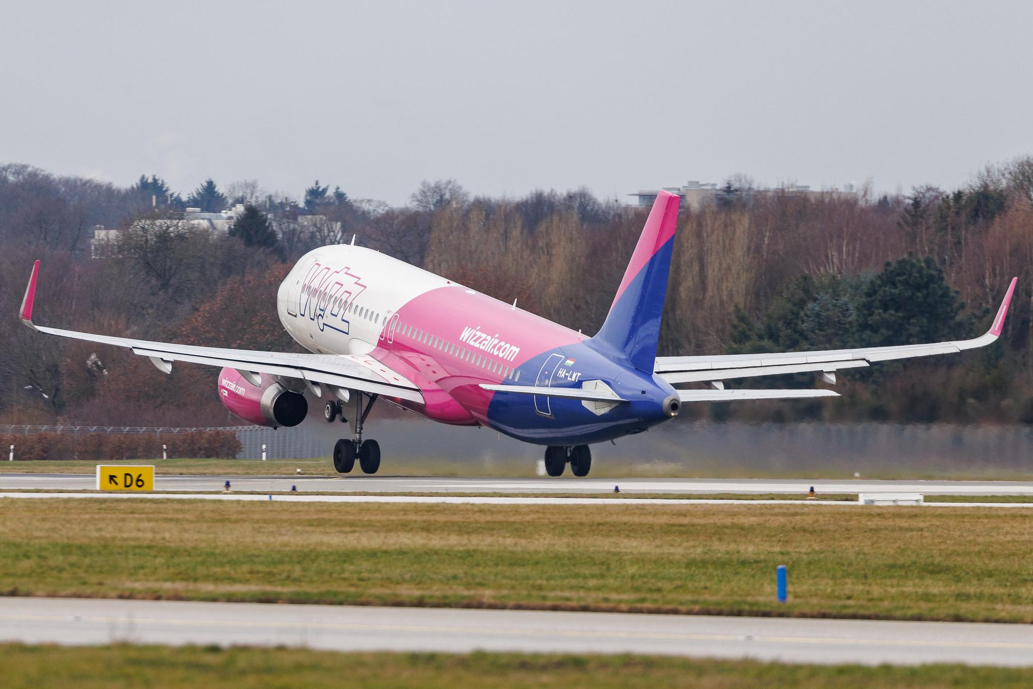 Hamburg Airport: Wizz Air (W6 / WZZ) | Airbus A320-232 A320 | HA-LWT | MSN 5615