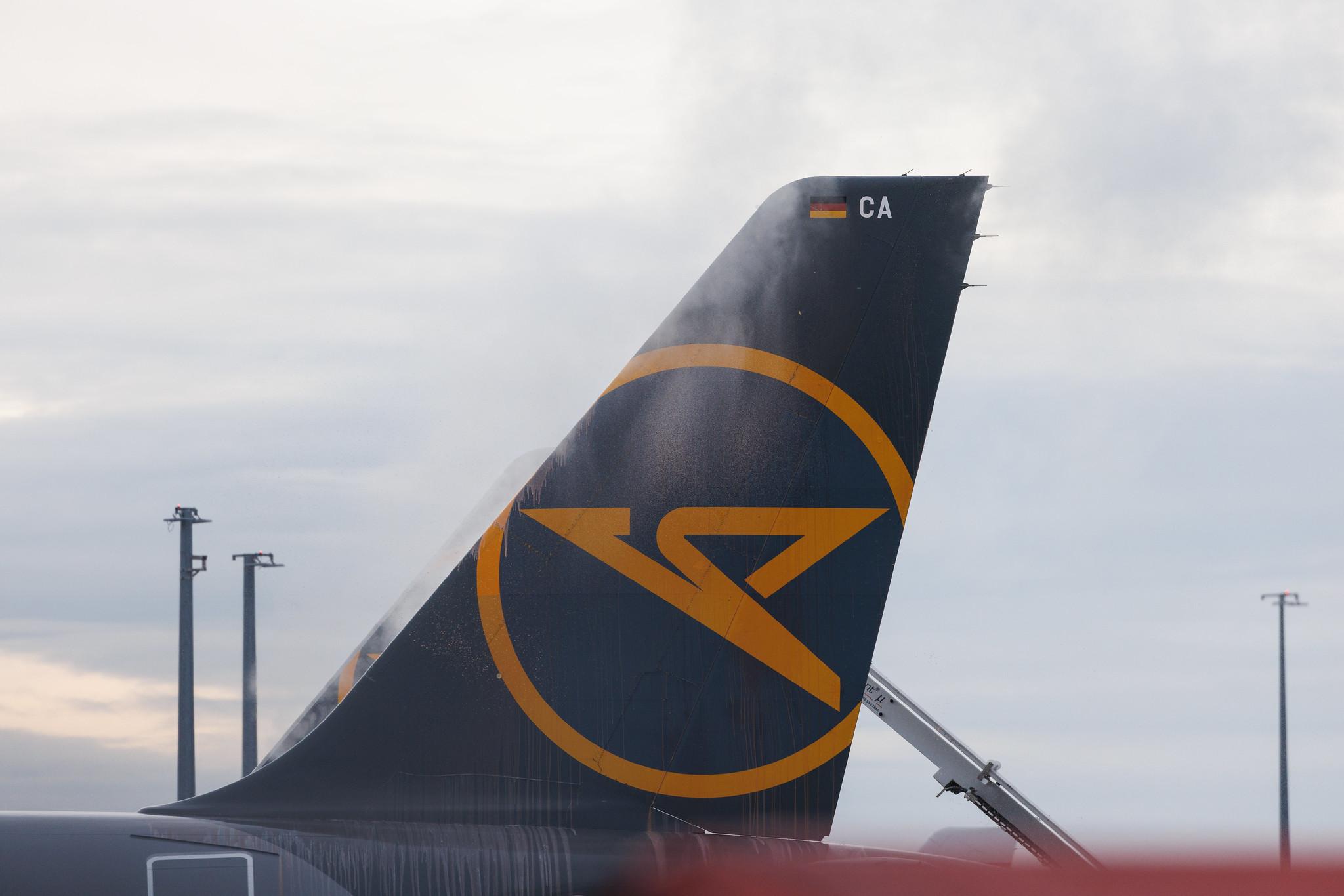 Hamburg Airport: Condor (DE / CFG) | Airbus A320-212 A320 | D-AICA | MSN 0774