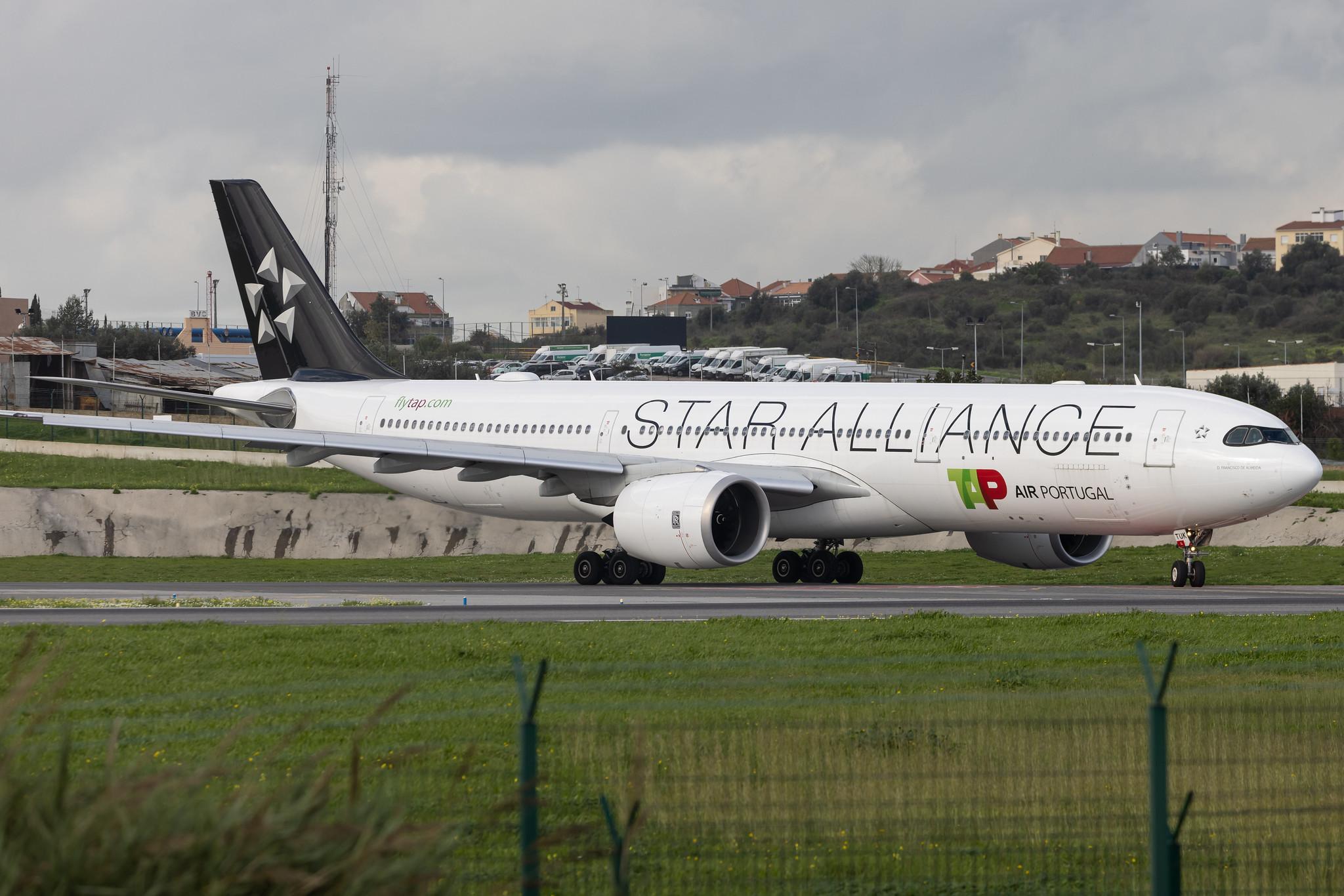 Aeroporto de Lisboa: TAP Air Portugal (TP / TAP) | Livery: Star Alliance Livery | Airbus A330-941 A339 | CS-TUK | MSN 1913