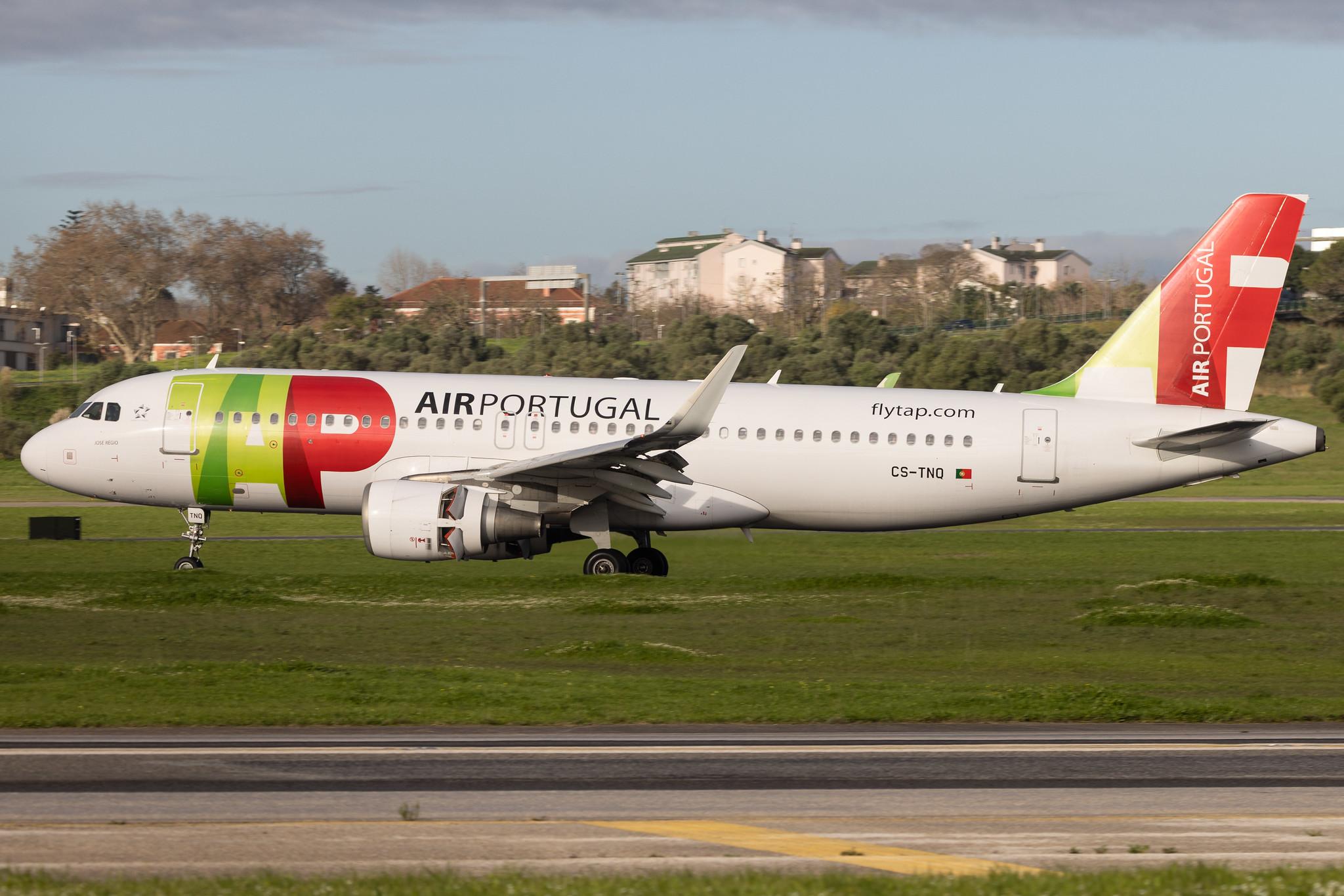 Aeroporto de Lisboa: TAP Air Portugal (TP / TAP) | Airbus A320-214 A320 | CS-TNQ | MSN 3769