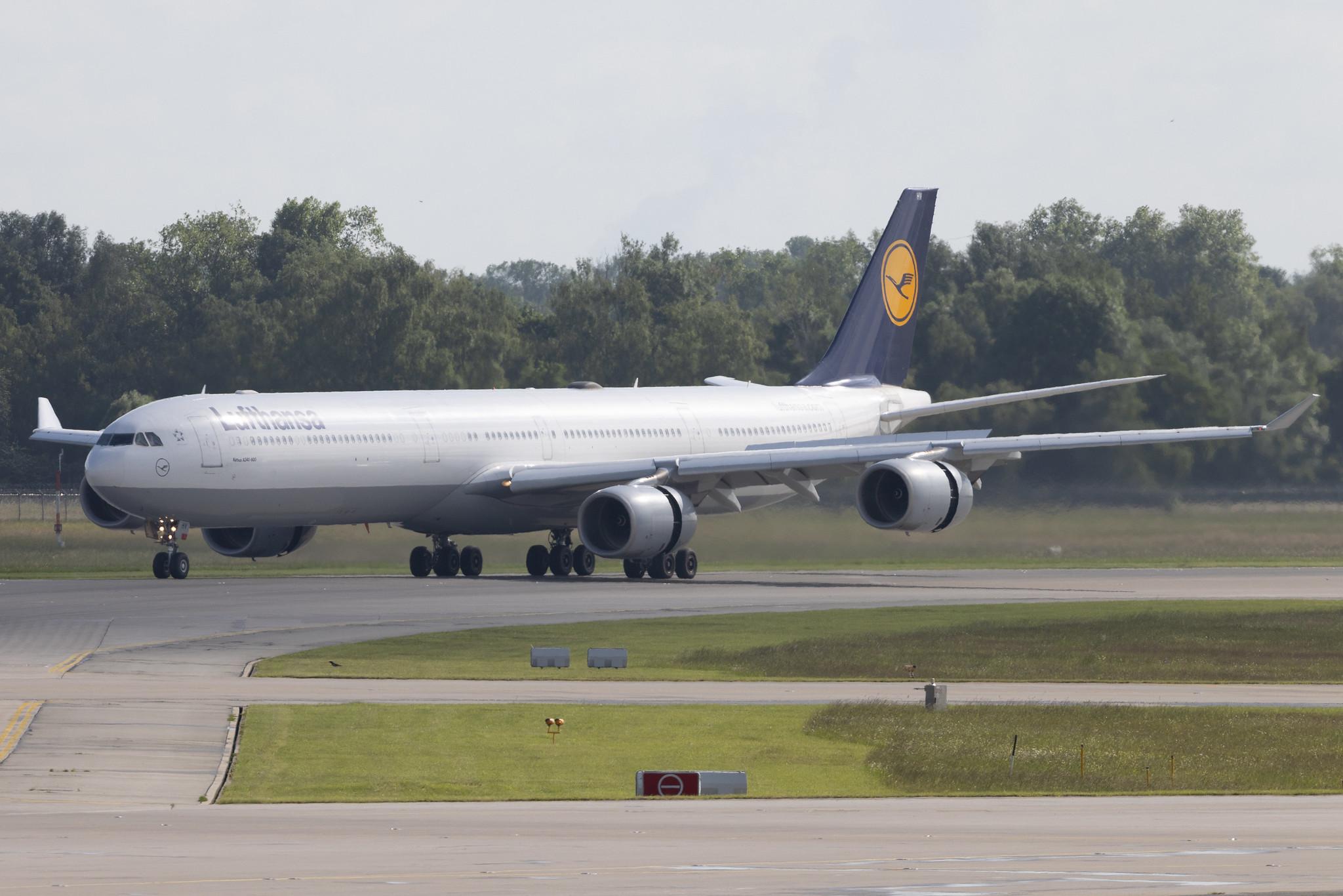 Munich Airport: Lufthansa (LH / DLH) | Airbus A340-642 A346 | D-AIHV | MSN 0897