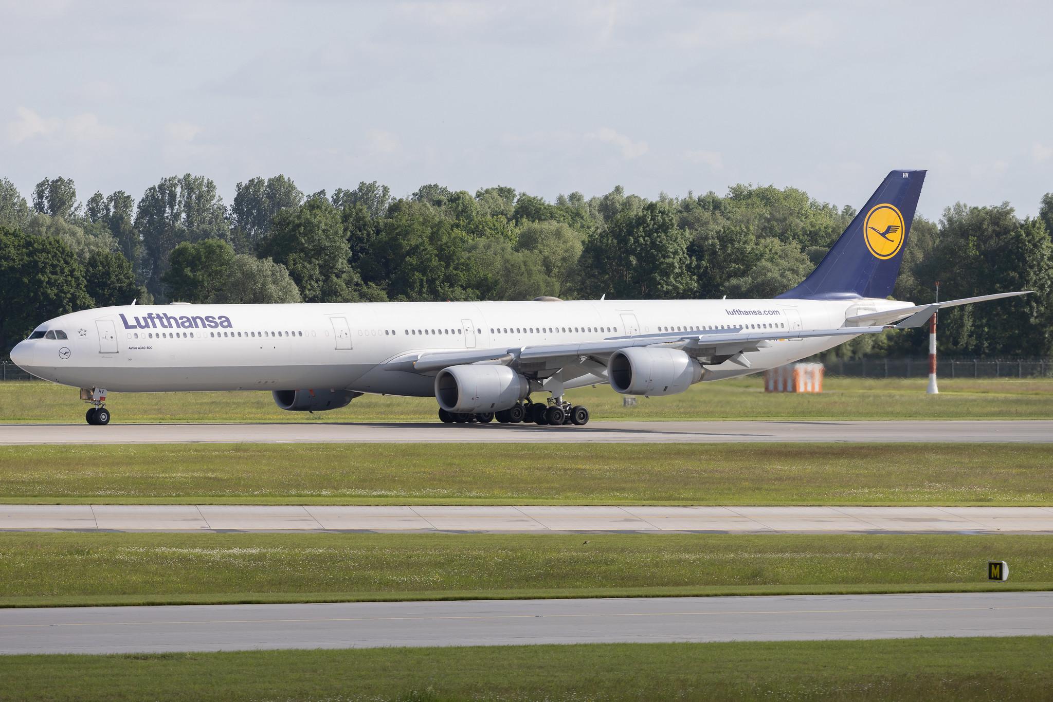 Munich Airport: Lufthansa (LH / DLH) | Airbus A340-642 A346 | D-AIHV | MSN 0897