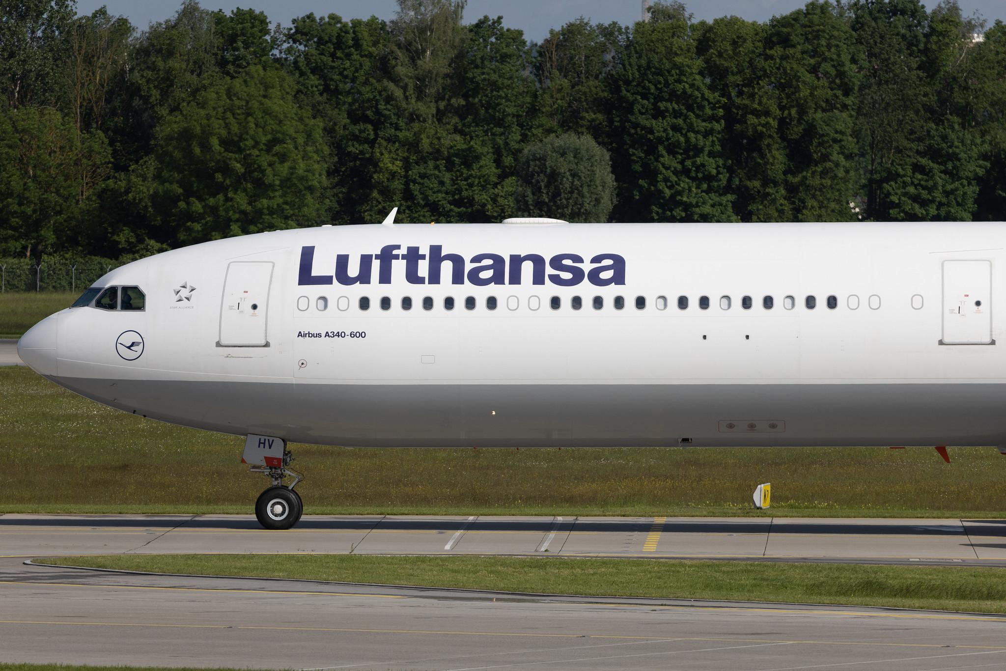 Munich Airport: Lufthansa (LH / DLH) | Airbus A340-642 A346 | D-AIHV | MSN 0897