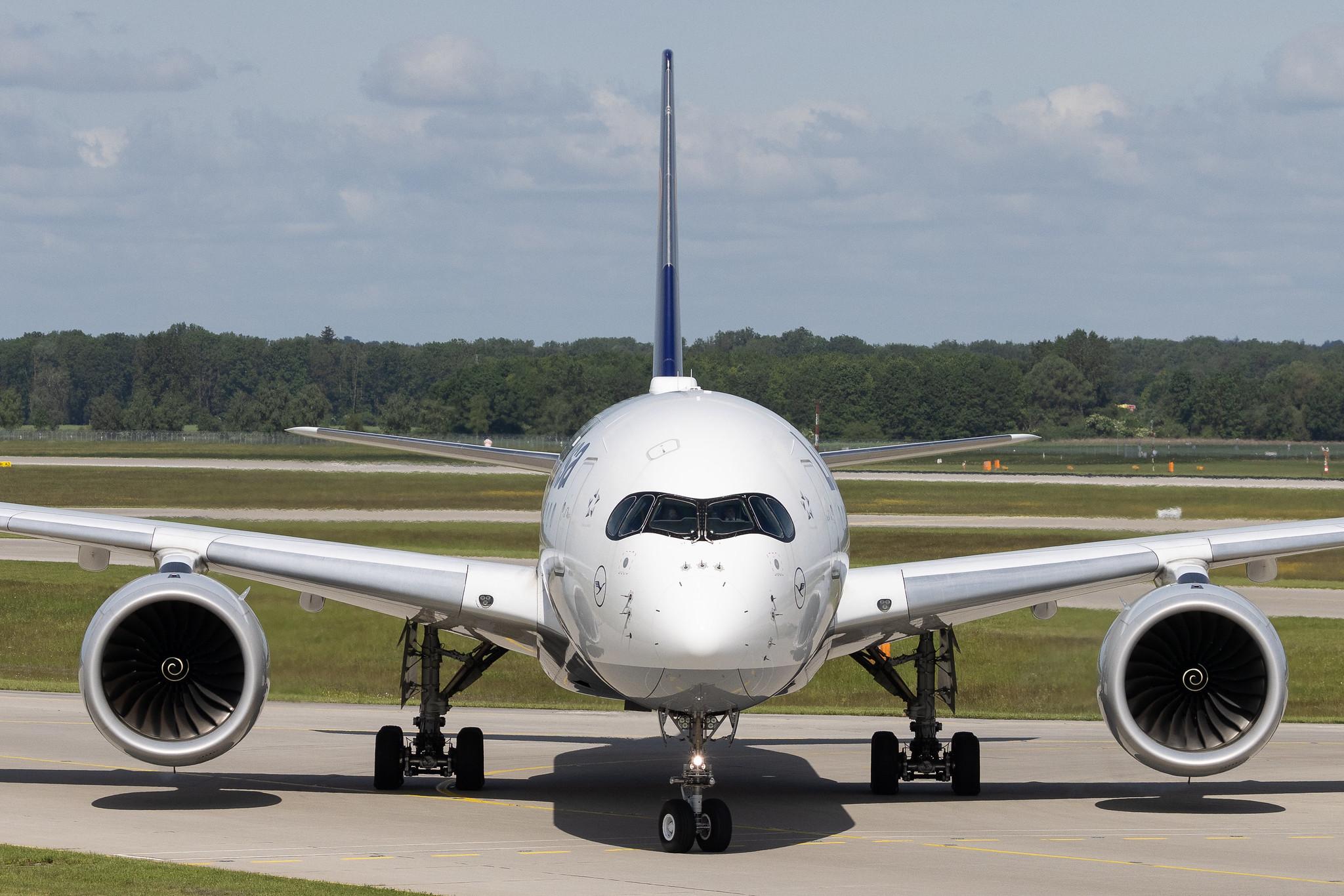 Munich Airport: Lufthansa (LH / DLH) | Airbus A350-941 A359 | D-AIXF | MSN 146