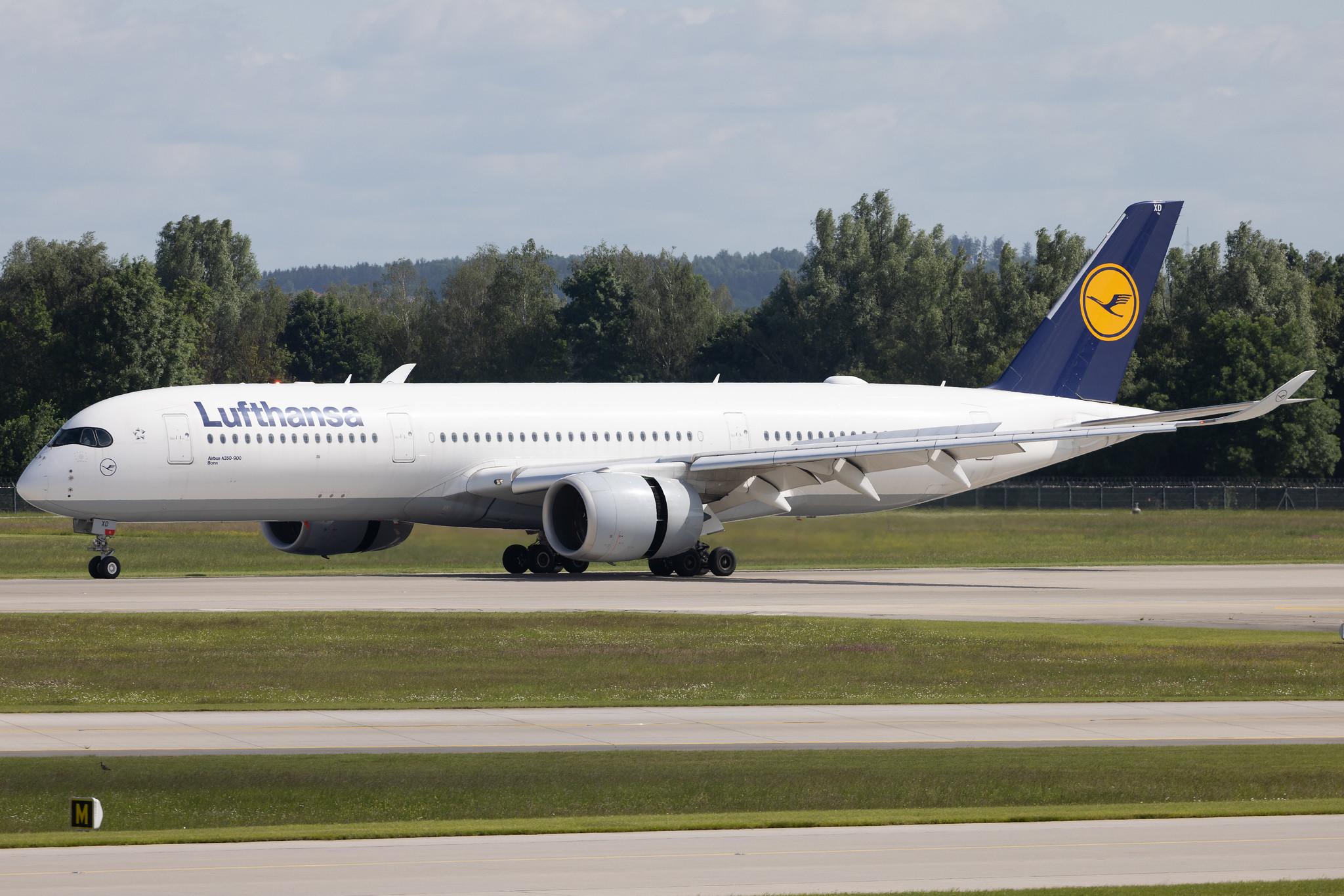 Munich Airport: Lufthansa (LH / DLH) | Airbus A350-941 A359 | D-AIXD | MSN 127