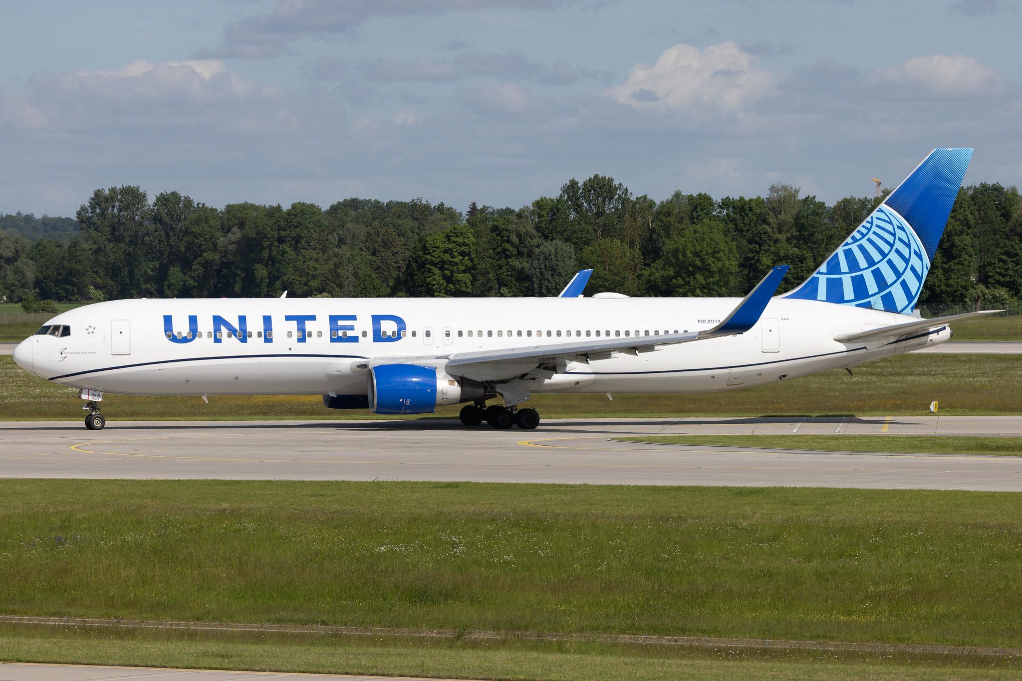 Munich Airport: United Airlines (UA / UAL) | Boeing 767-322(ER) B763 | N641UA | MSN 25091