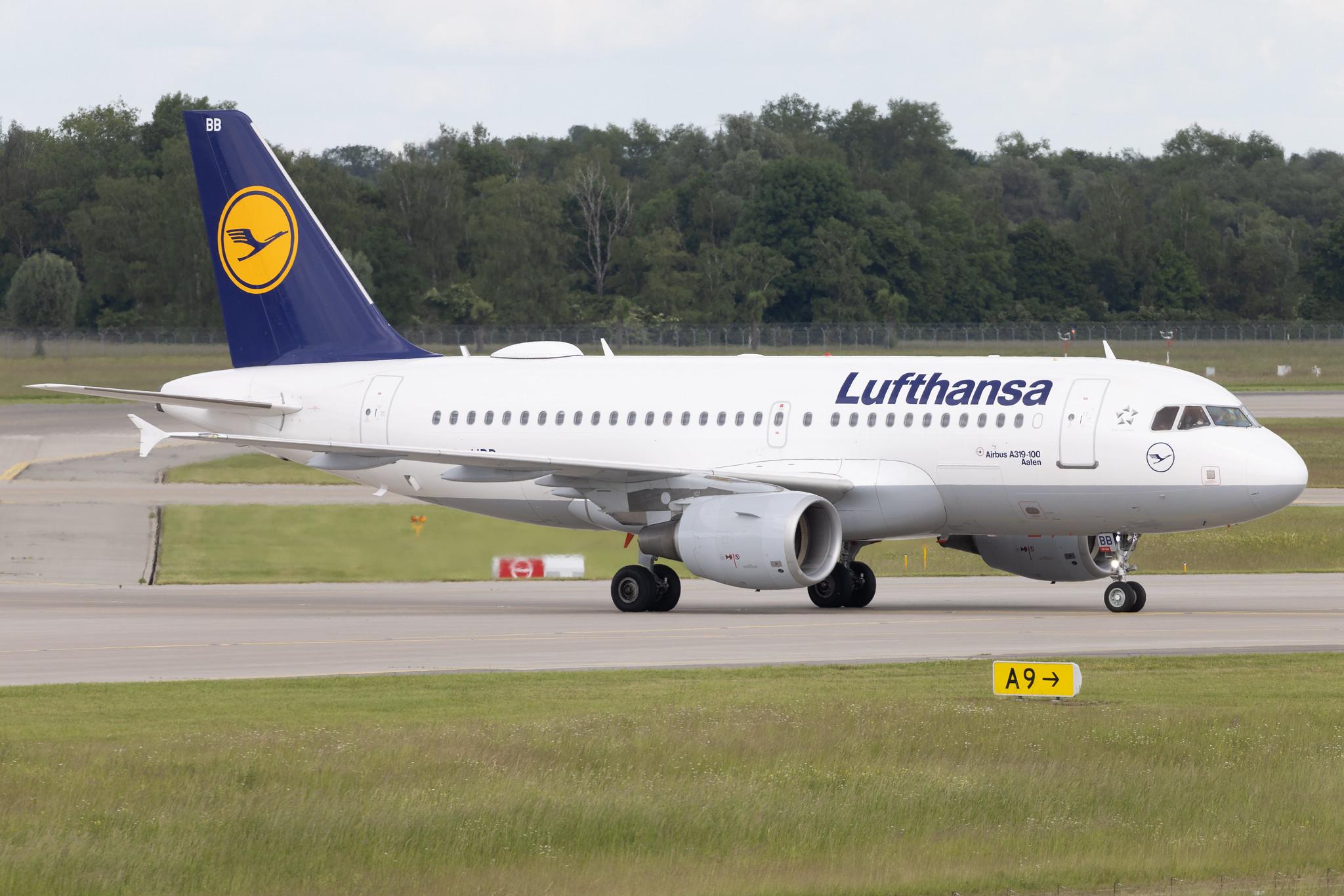 Munich Airport: Lufthansa (LH / DLH) | Airbus A319-112 A319 | D-AIBB | MSN 4182