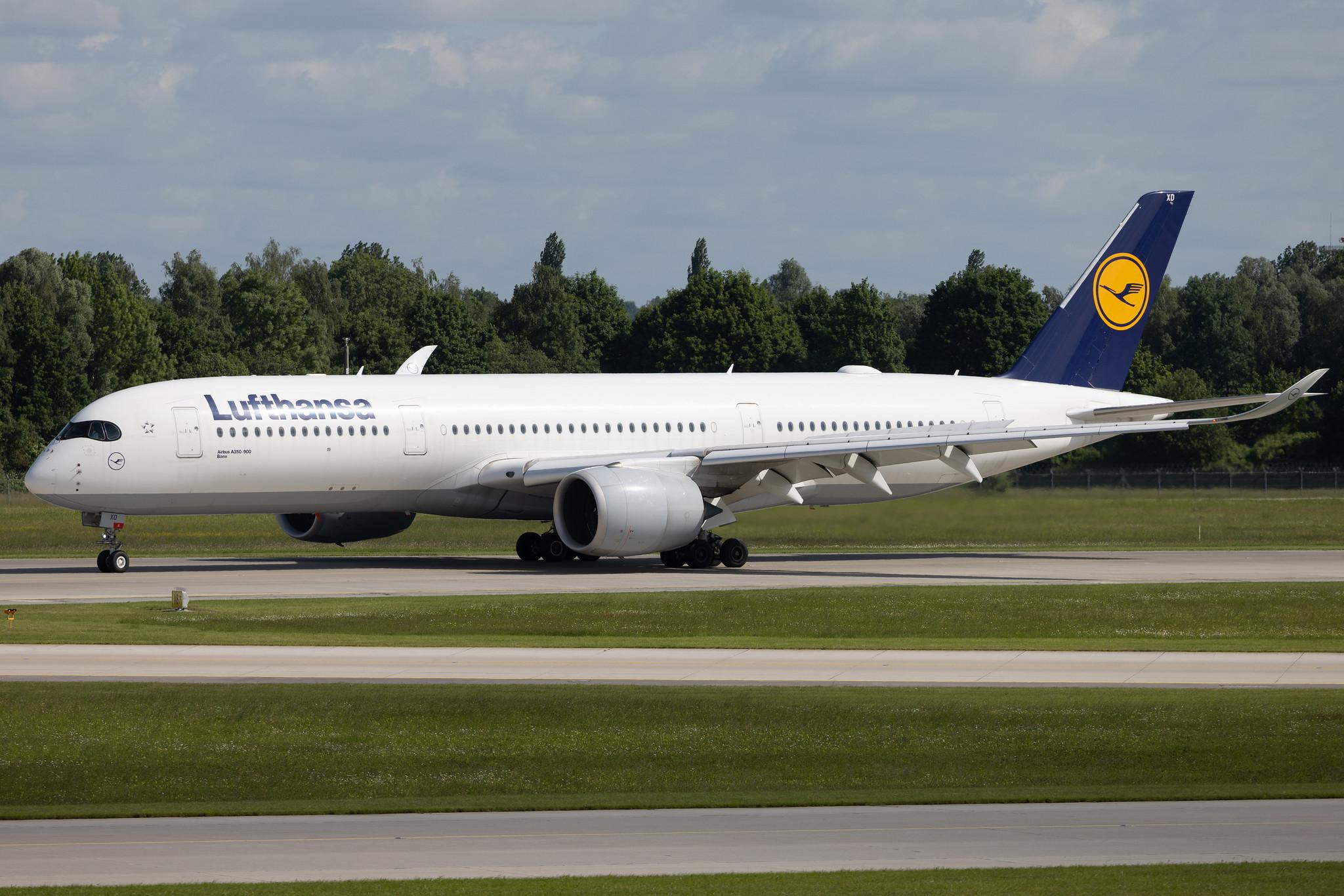 Munich Airport: Lufthansa (LH / DLH) | Airbus A350-941 A359 | D-AIXD | MSN 127