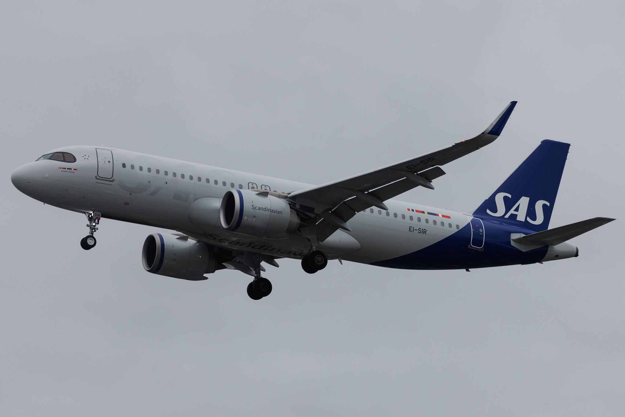London Heathrow: SAS (SK / SAS) | Operator: SAS Connect |  Airbus A320-251N A20N | EI-SIR | MSN 10990