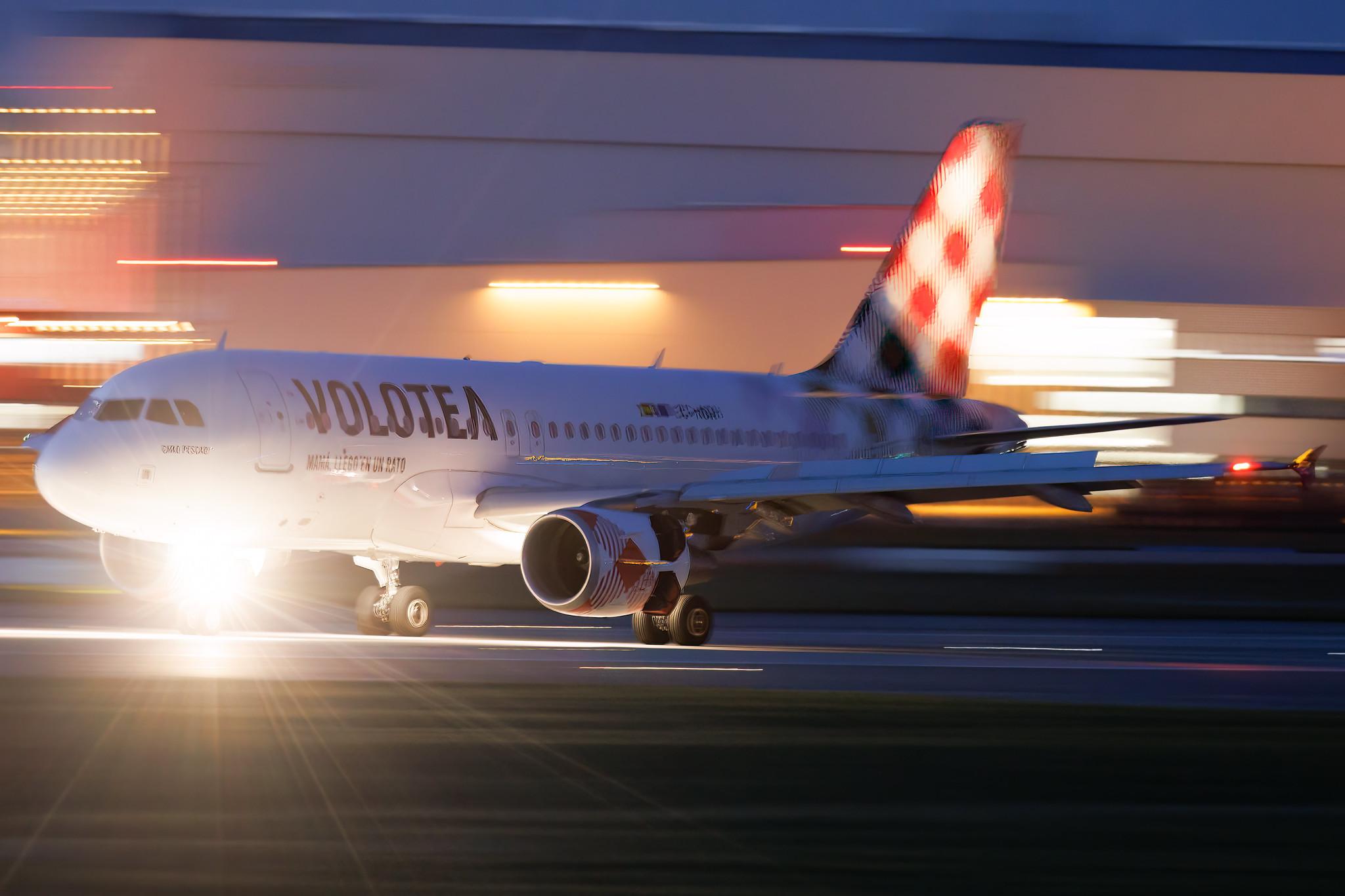 Hamburg Finkenwerder: Volotea (V7 / VOE) | Airbus A319-111 A319 | EC-NDH | MSN 03403