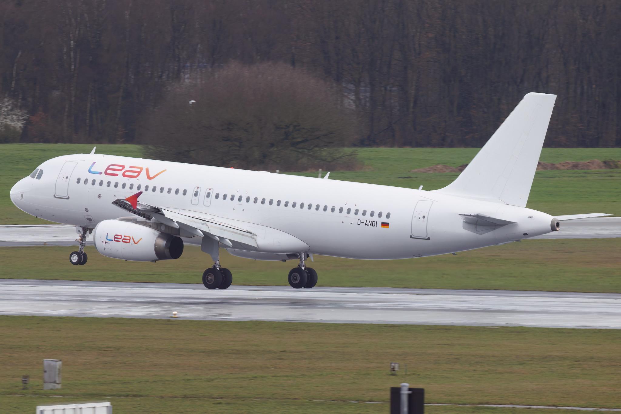 Hamburg Airport: Leav Aviation | Airbus A320-232 A320 | D-ANDI | MSN 3674