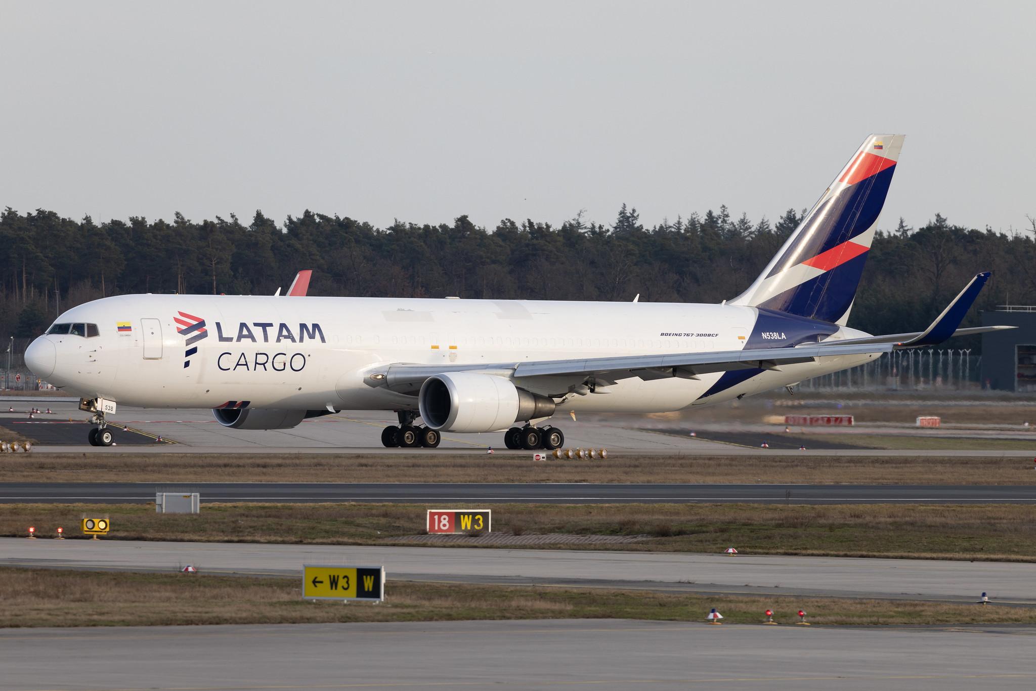 Frankfurt Airport: LATAM Cargo (UC / LCO) | Operator: LATAM Cargo Colombia | Boeing 767-316(ER)(BCF) B763 | N538LA | MSN 34628