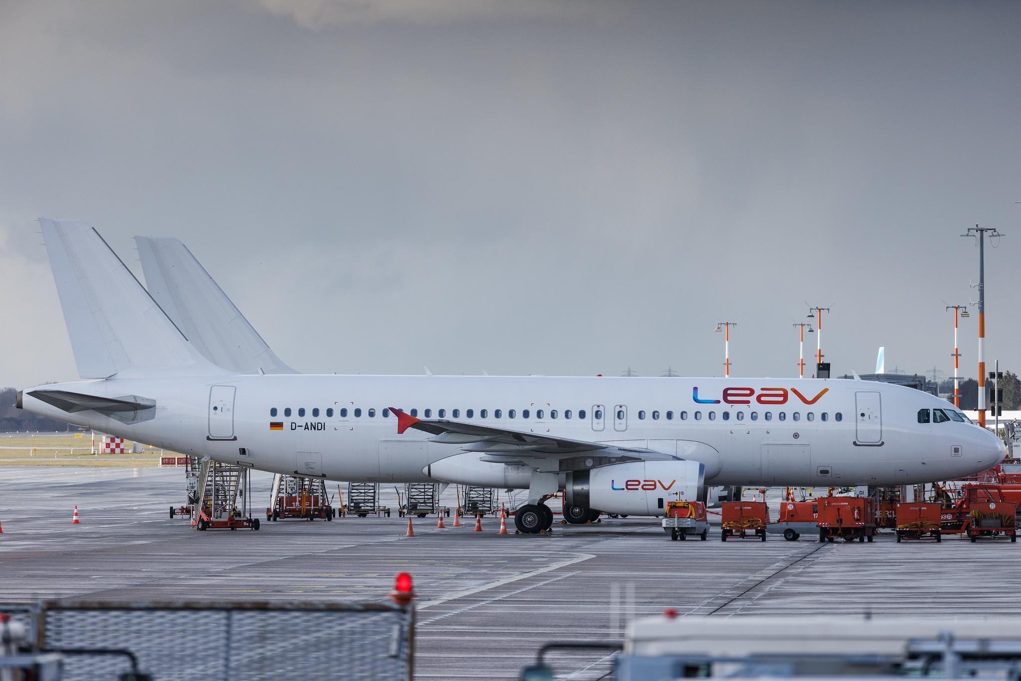 Hamburg Airport: Leav Aviation | Airbus A320-232 A320 | D-ANDI | MSN 3674