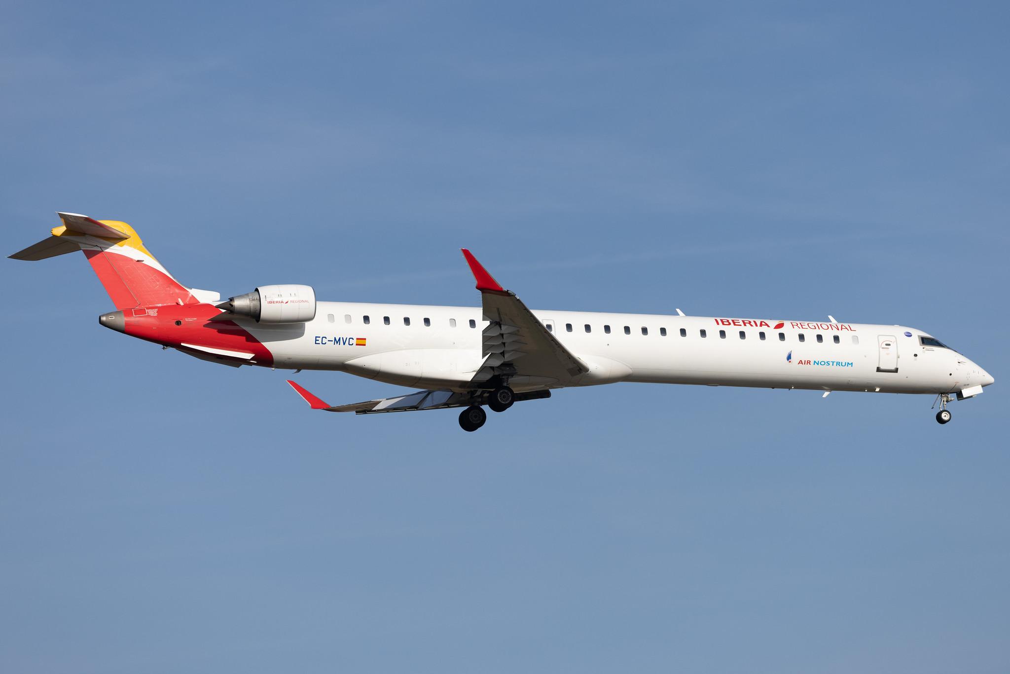 Frankfurt Airport: Iberia Regional (IB / IBE) | Operator: Air Nostrum |  Mitsubishi CRJ-1000 CRJX | EC-MVC | MSN 19062