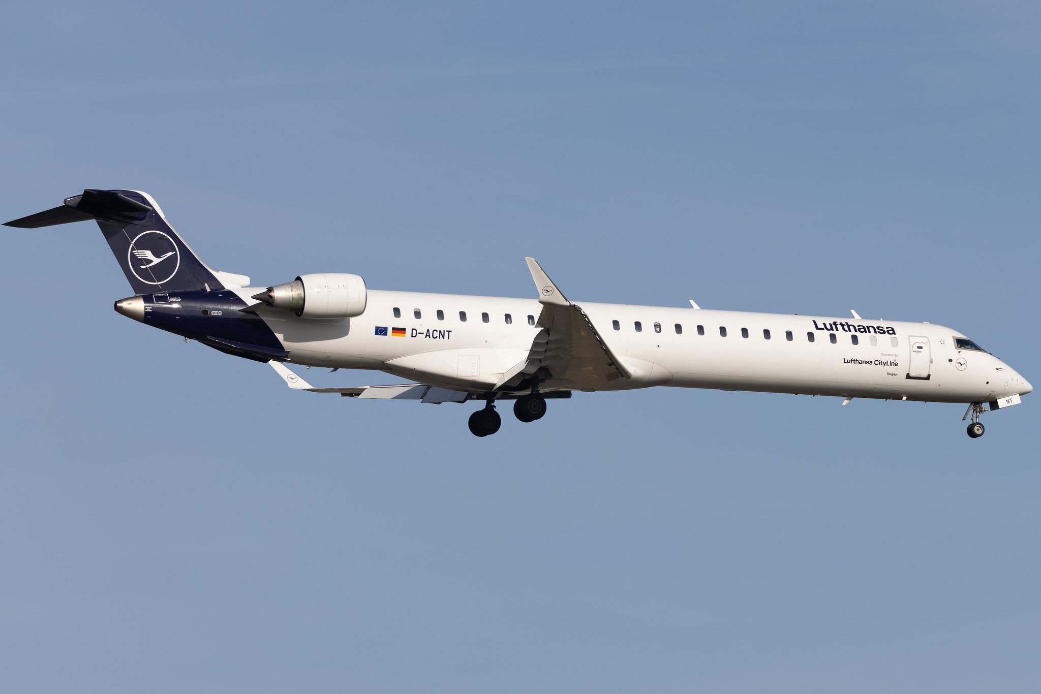 Frankfurt Airport: Lufthansa (LH / DLH) | Operator: Lufthansa CityLine |  Mitsubishi CRJ-900LR CRJ9 | D-ACNT | MSN 15264