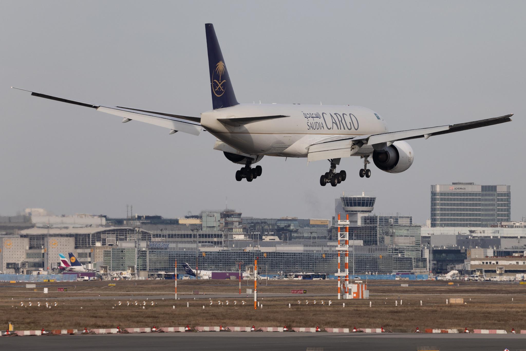 Frankfurt Airport: Saudia Cargo (SV / SVA) | Operator: Saudia | Boeing 777-FFG B77L | HZ-AK73 | MSN 60339