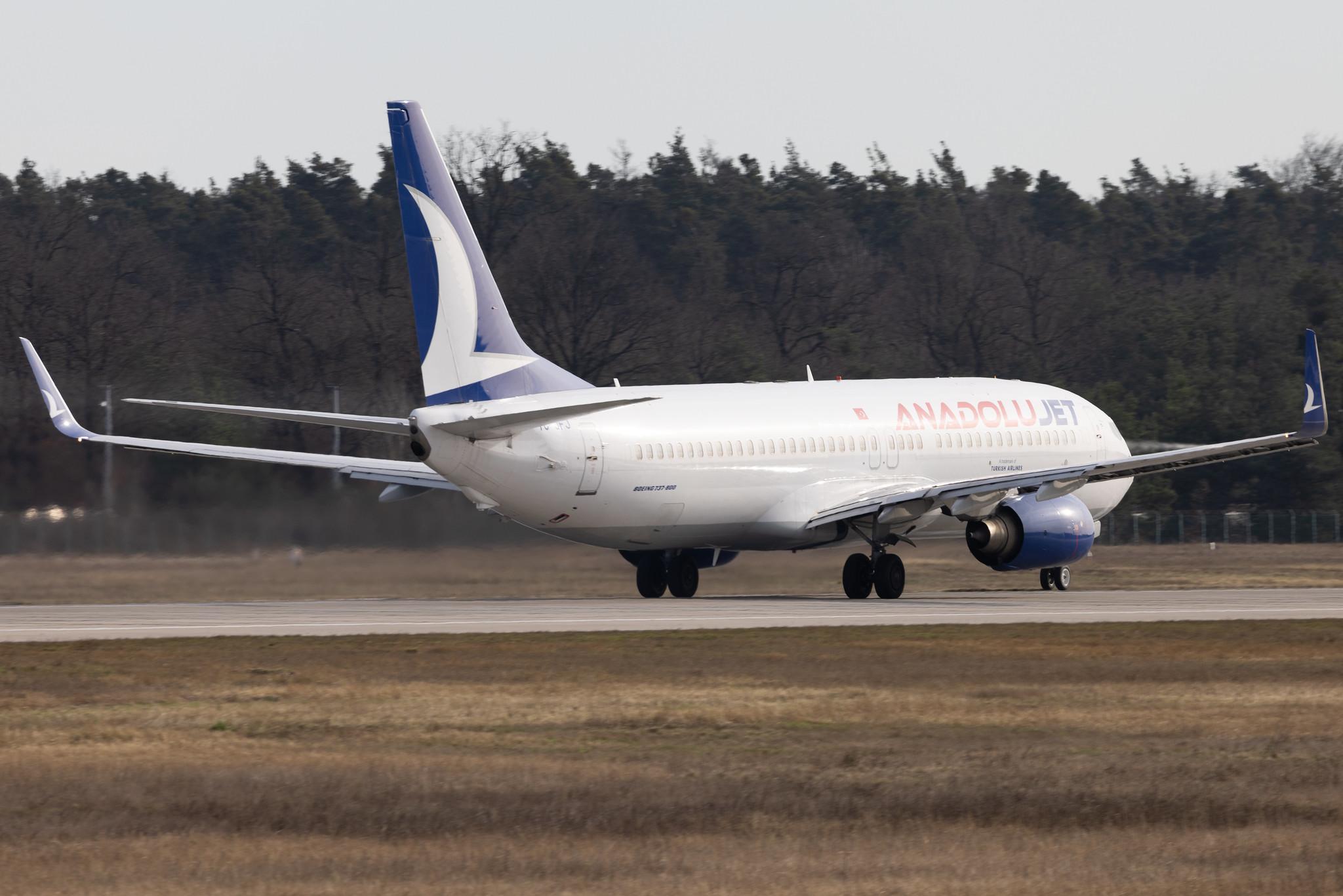 Frankfurt Airport: AnadoluJet (TK / THY) | Operator: Turkish Airlines | Boeing 737-8F2 B738 | TC-JFJ | MSN 29772