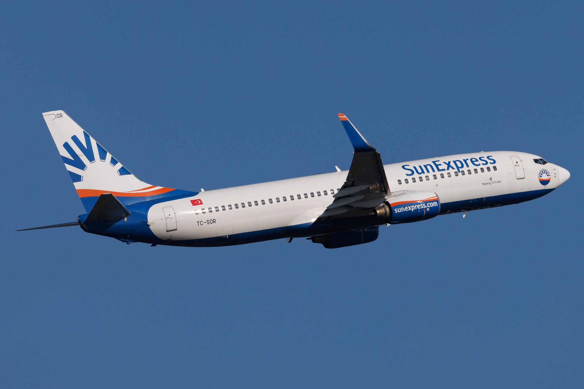Hamburg Airport: SunExpress (XQ / SXS) | Boeing 737-8AS B738 | TC-SOR | MSN 33563