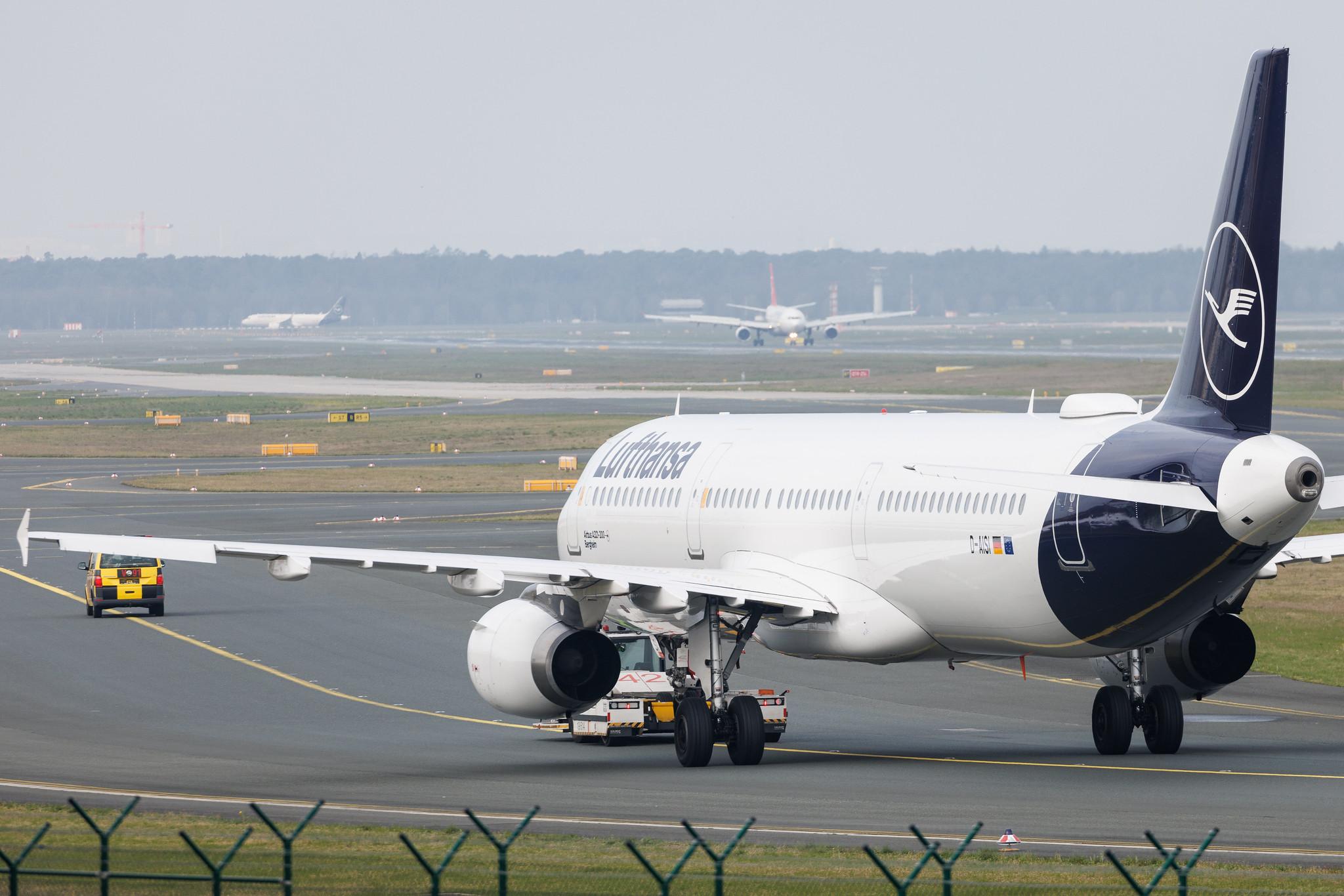 Frankfurt Airport: Lufthansa (LH / DLH) | Airbus A321-231 A321 | D-AISI | MSN 3339