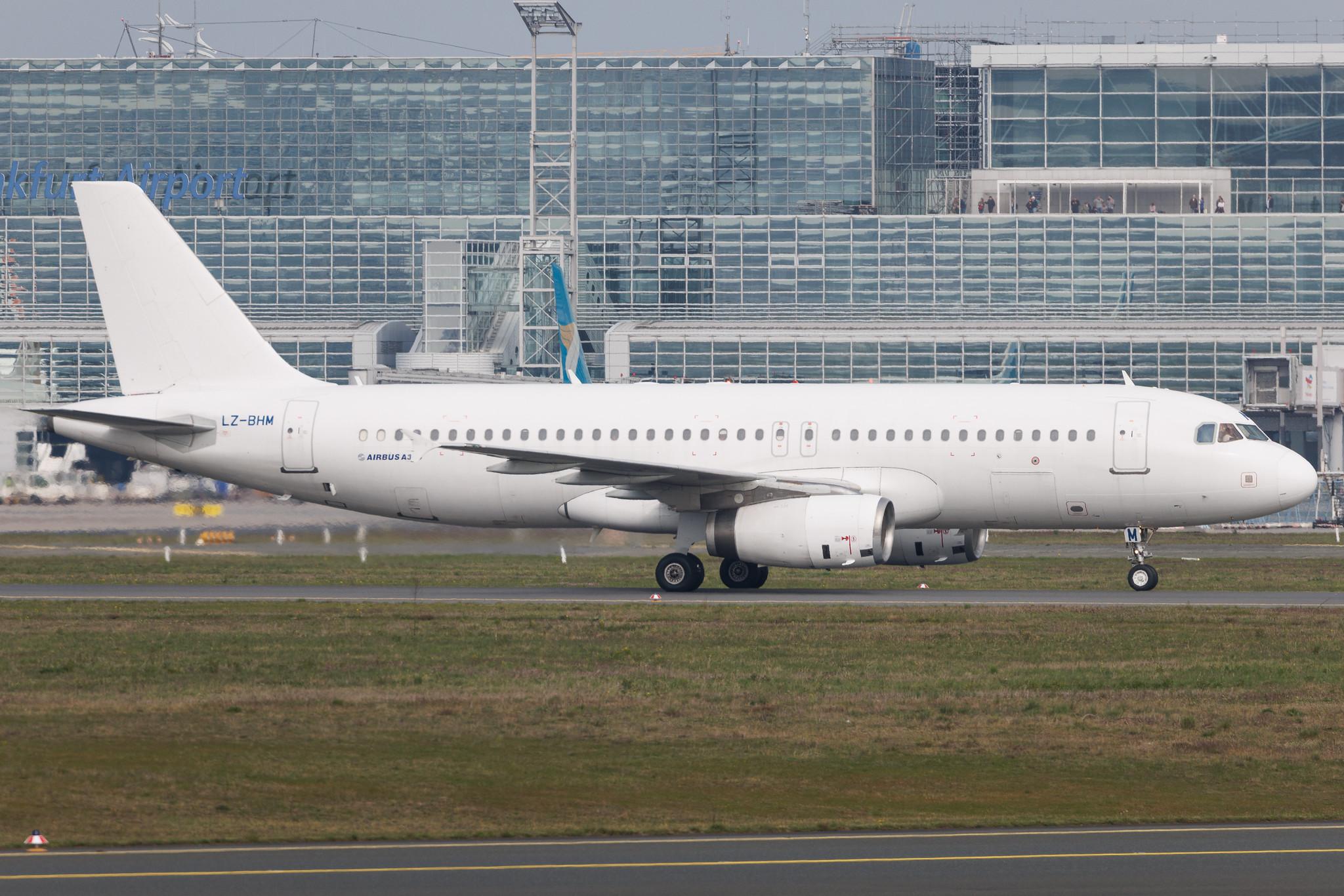 Frankfurt Airport: BH Air (8H / BGH) |  Airbus A320-232 A320 | LZ-BHM | MSN 2457