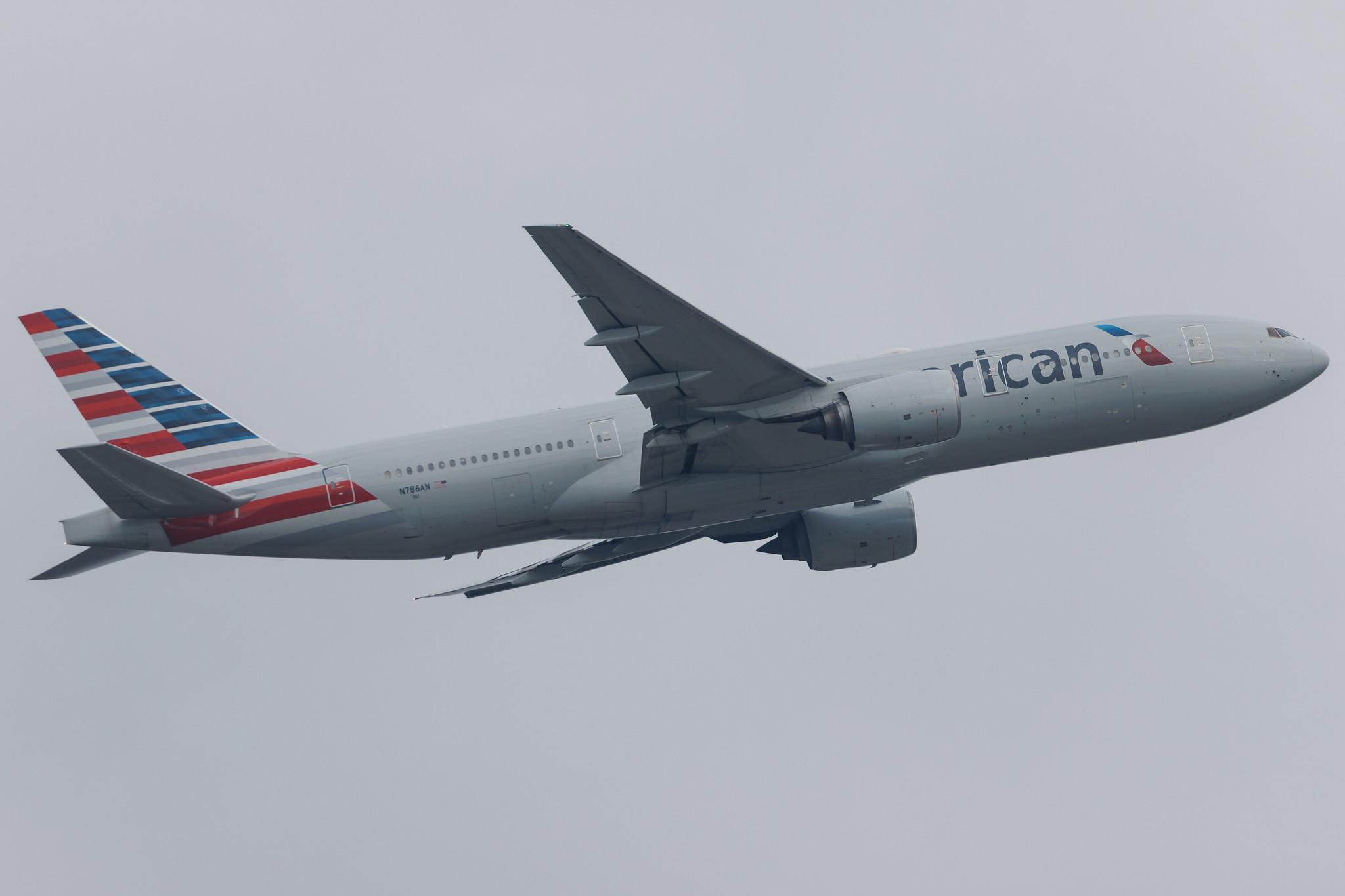 Frankfurt Airport: American Airlines (AA / AAL) | Boeing 777-223(ER) B772 | N786AN | MSN 30250