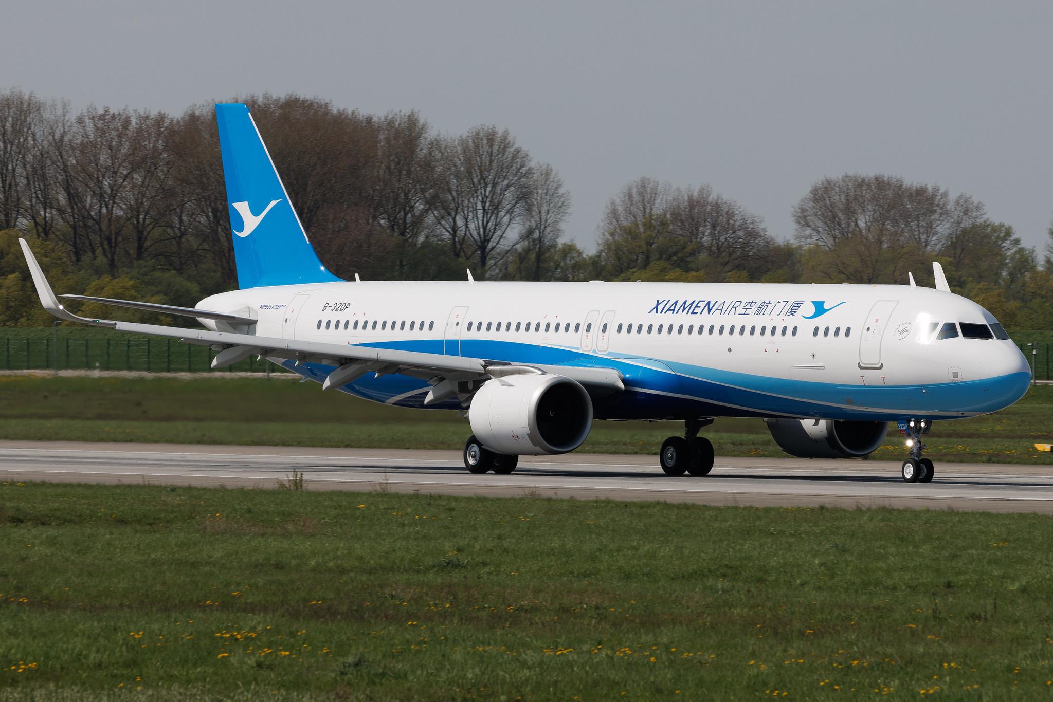 Hamburg Finkenwerder: Xiamen Airlines (MF / CXA) | Airbus A321-251NX A21N | B-32DP | MSN 11314