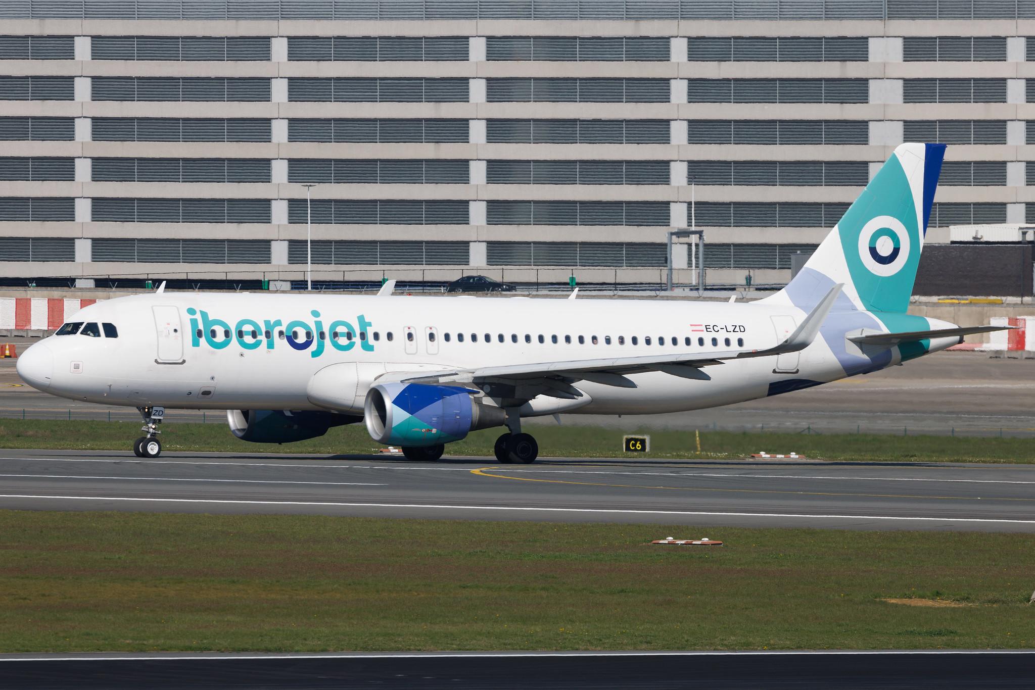 Brussels Airport: Iberojet (E9 / EVE) | Airbus A320-214 A320 | EC-LZD | MSN 5642