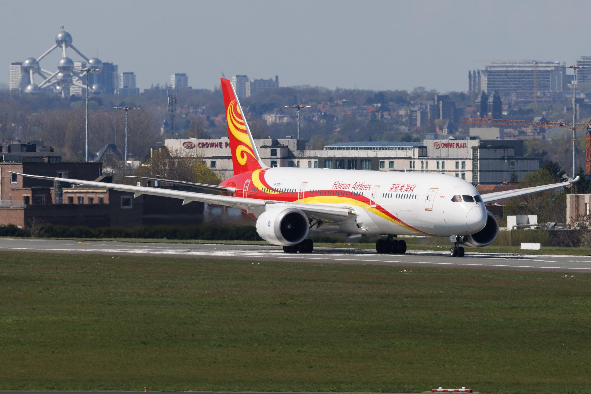 Brussels Airport: Hainan Airlines (HU / CHH) |  Boeing 787-9 Dreamliner B789 | B-207V | MSN 62732