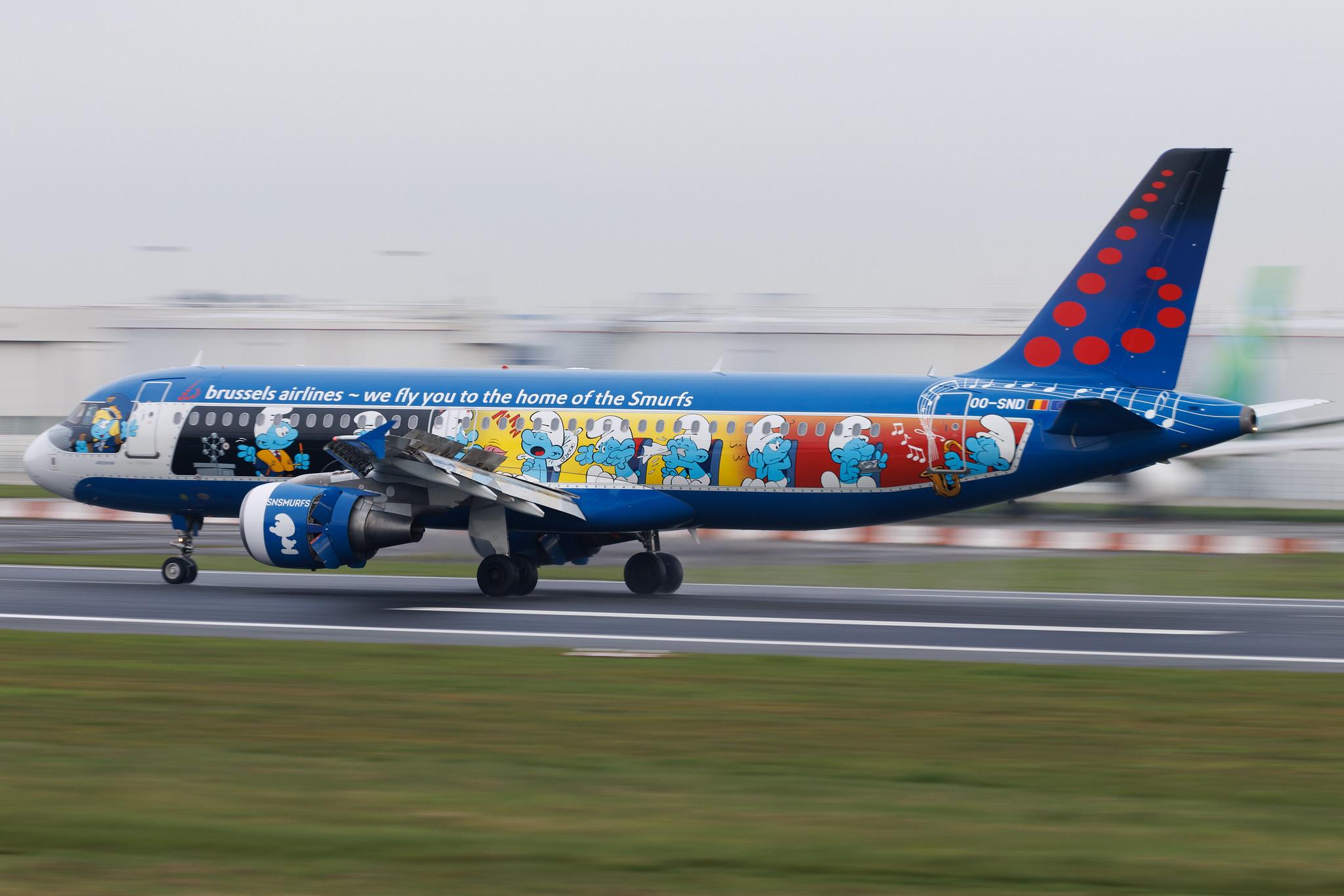 Brussels Airport: Brussels Airlines (SN / BEL) | Livery: The Smurfs Livery | Airbus A320-214 A320 | OO-SND | MSN 1838