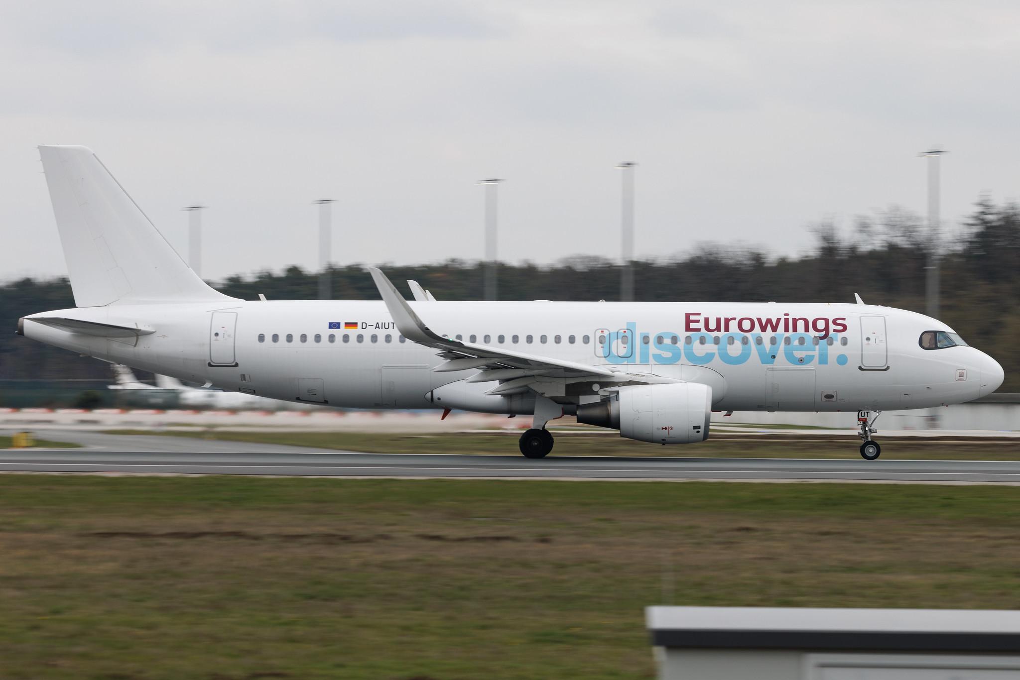 Frankfurt Airport: Eurowings Discover (4Y / OCN) | Airbus A320-214 A320 | D-AIUT | MSN 7115