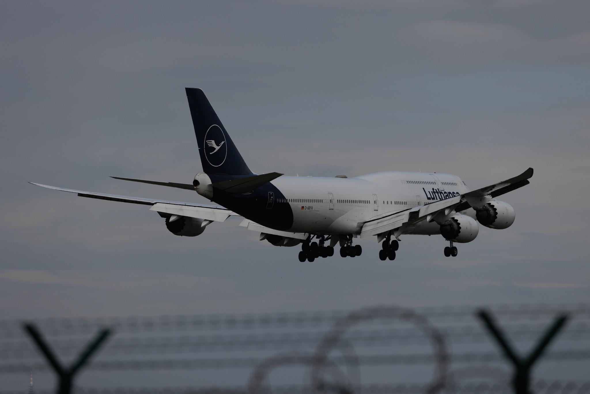 Frankfurt Airport: Lufthansa (LH / DLH) | Boeing 747-830 B748 | D-ABYA | MSN 37827