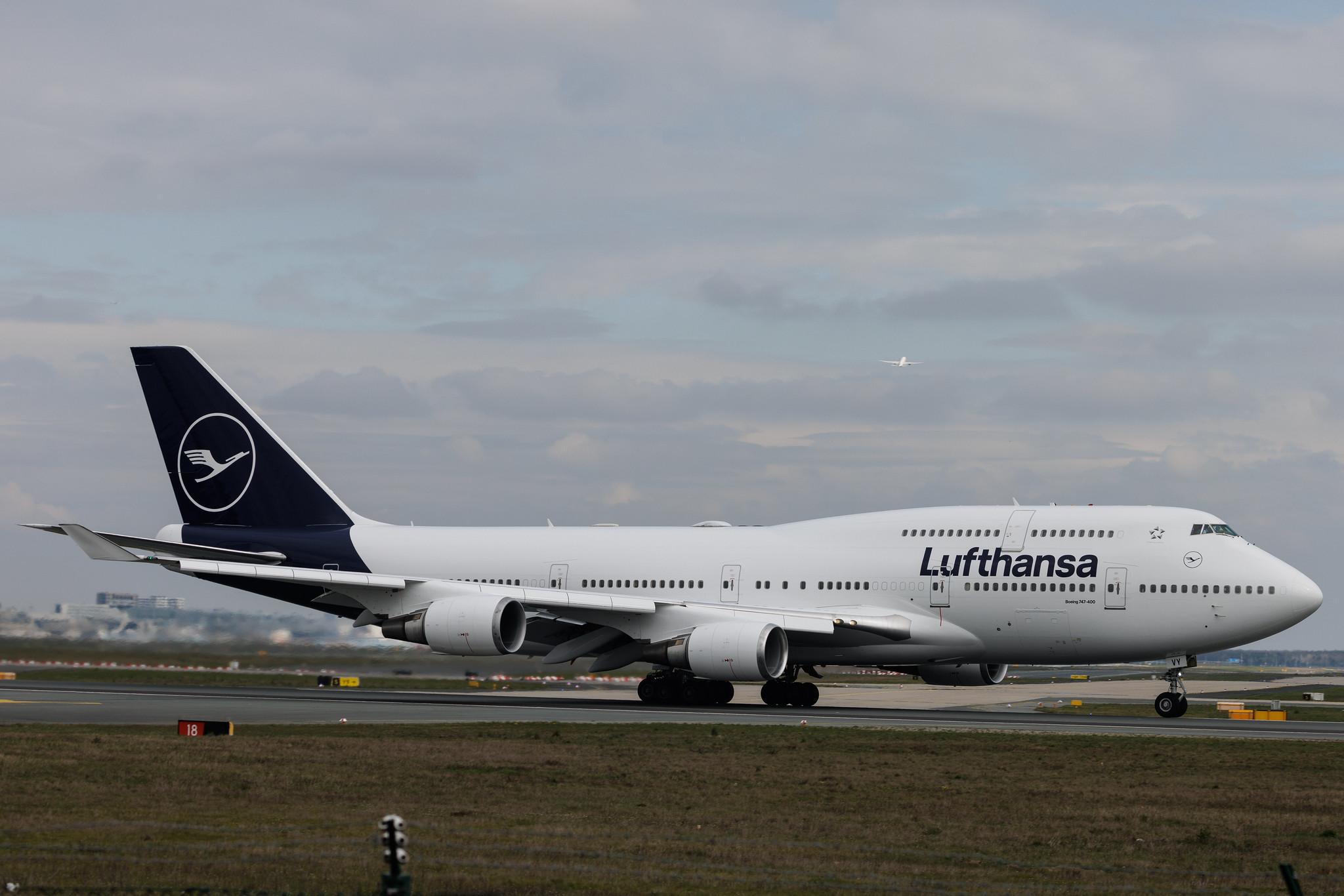 Frankfurt Airport: Lufthansa (LH / DLH) | Boeing 747-430 B744 | D-ABVY | MSN 29869