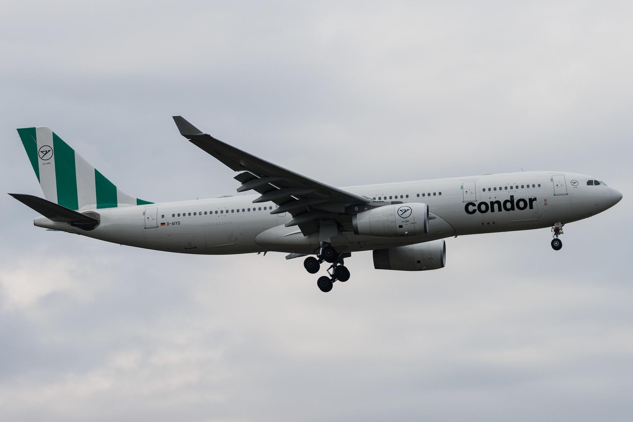 Frankfurt Airport: Condor (DE / CFG) | Airbus A330-243 A332 | D-AIYD | MSN 991