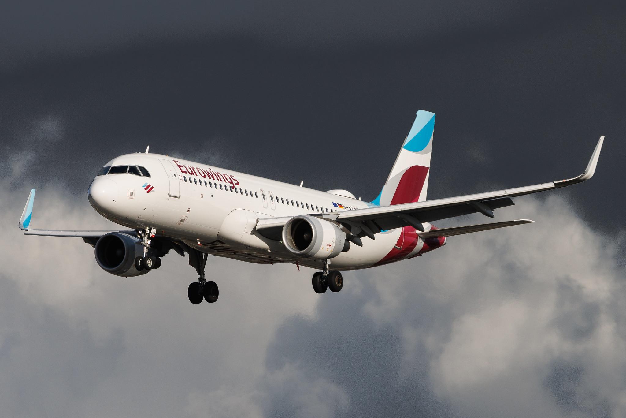 Hamburg Airport: Eurowings (EW / EWG) | Airbus A320-214 A320 | D-AEWW | MSN 7615