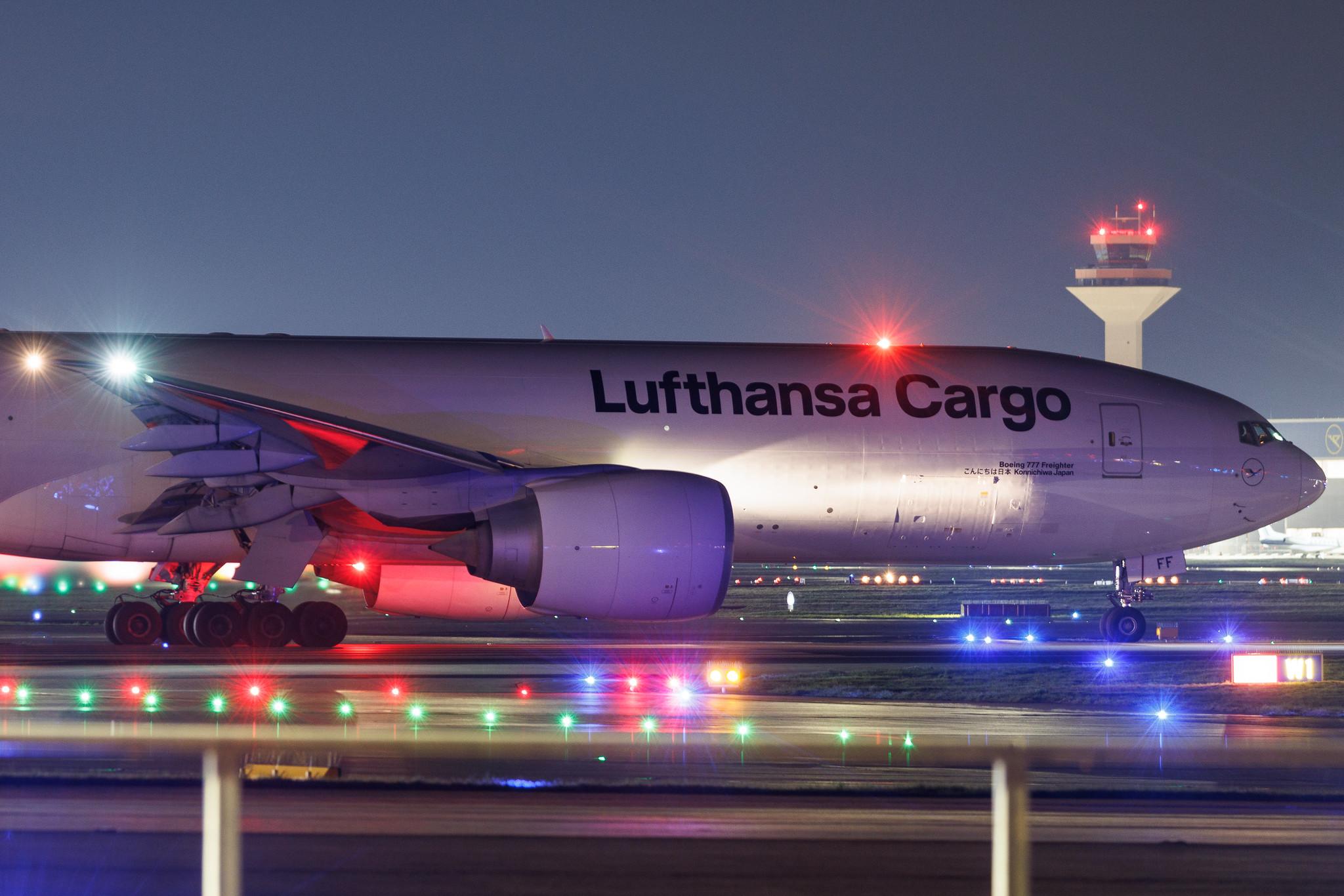 Frankfurt Airport: Lufthansa Cargo (/ GEC) | Boeing 777-FBT B77L | D-ALFF | MSN 66089