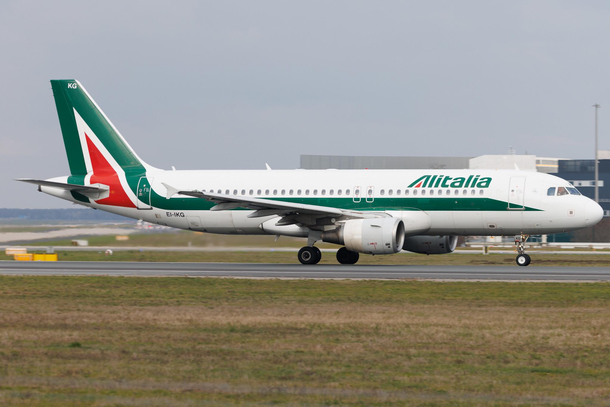 Frankfurt Airport: ITA Airways (AZ / ITY) | Operator: Italia Trasporto Aereo | Airbus A320-214 A320 | EI-IKG | MSN 01480